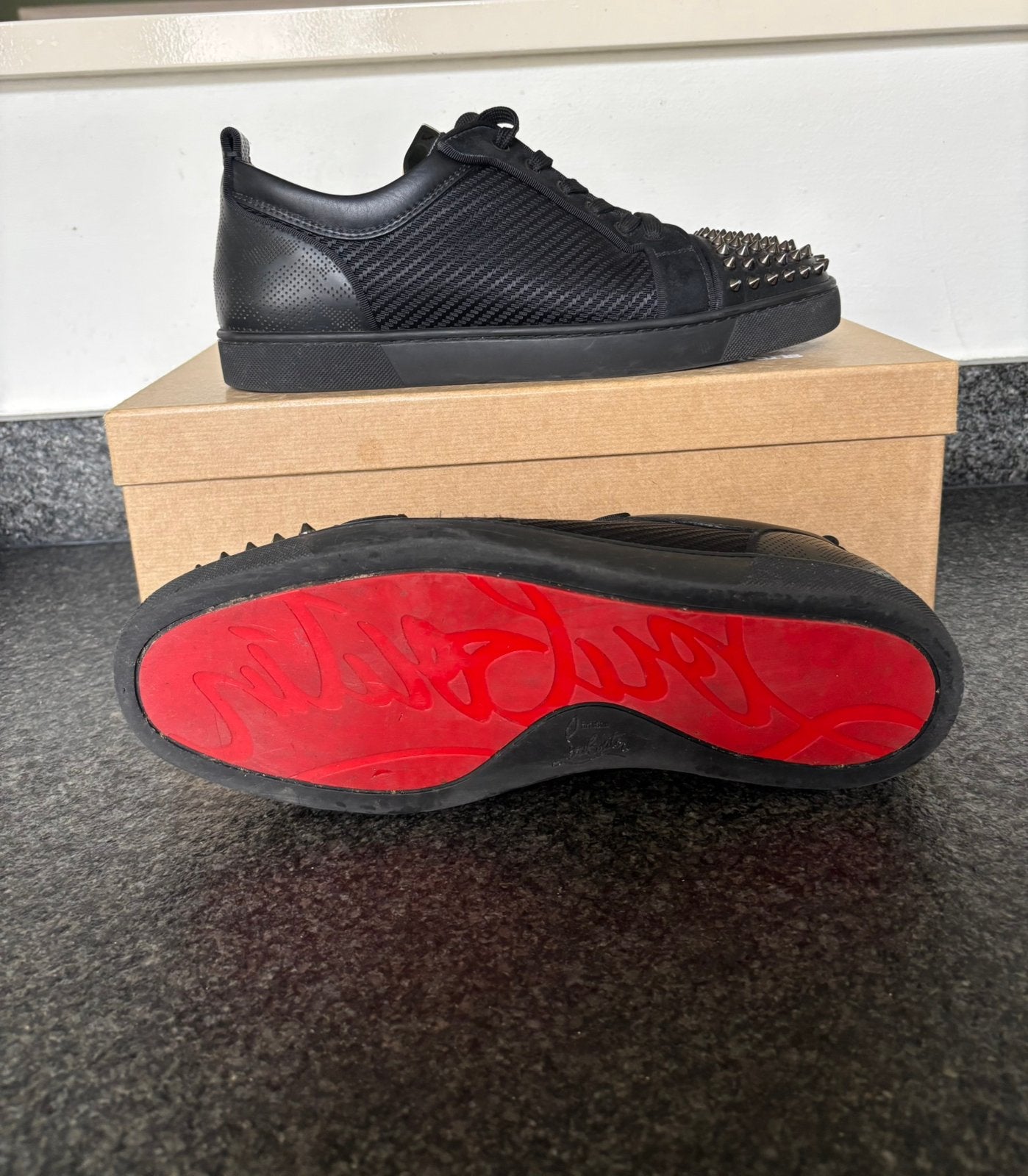 Originelen christian louboutins maat 43,5, Ophalen of Verzenden, Zo goed als nieuw, Zwart