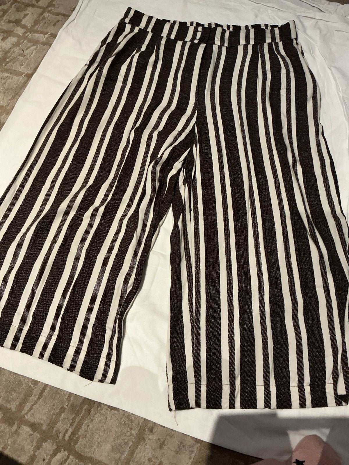 Gestreepte culotte broek, Zwart, Maat 42/44 (L), Ophalen of Verzenden, Zo goed als nieuw