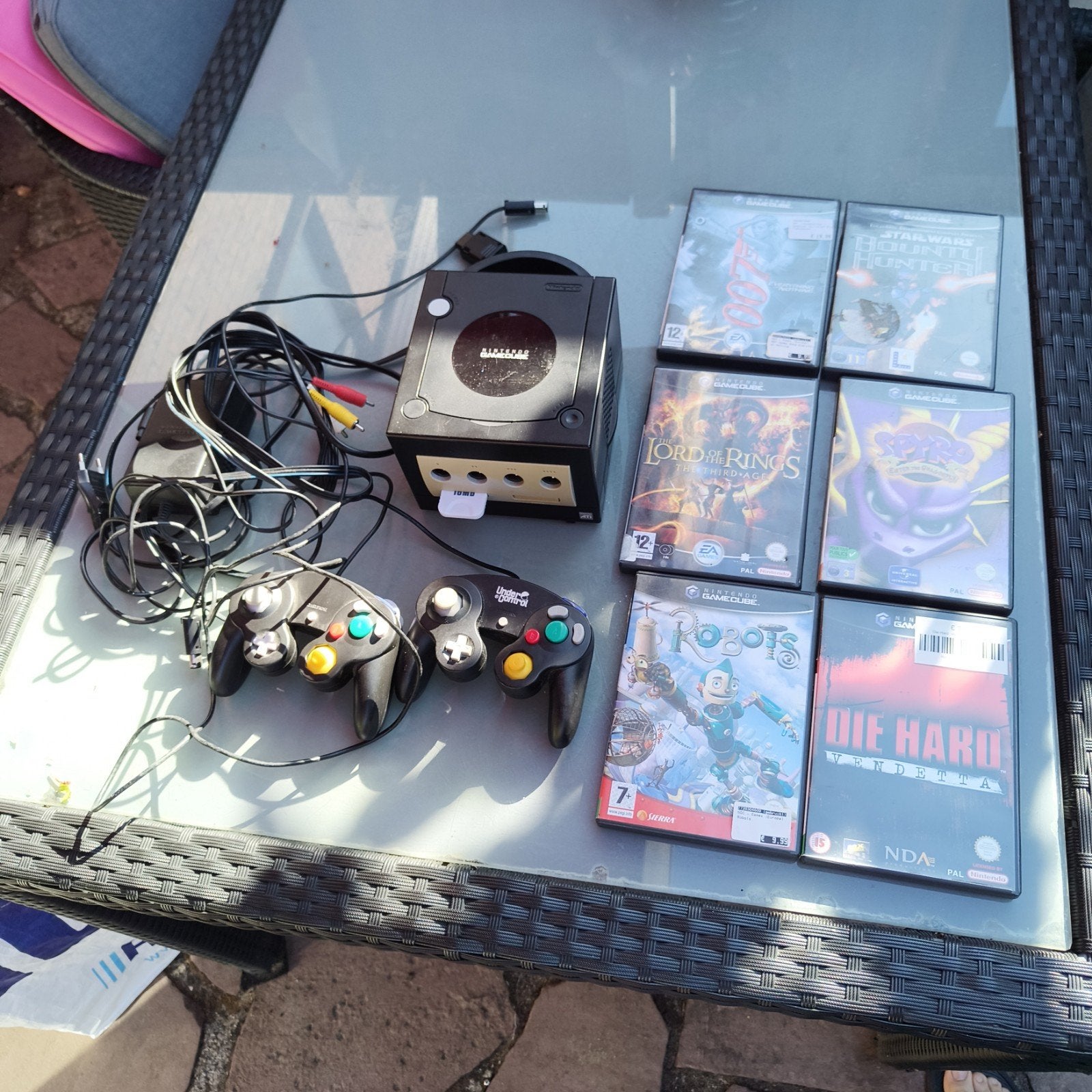 Nintendo GameCube met 2 controllers en 6 games, Gebruikt, Zwart, Met games, Met 2 controllers