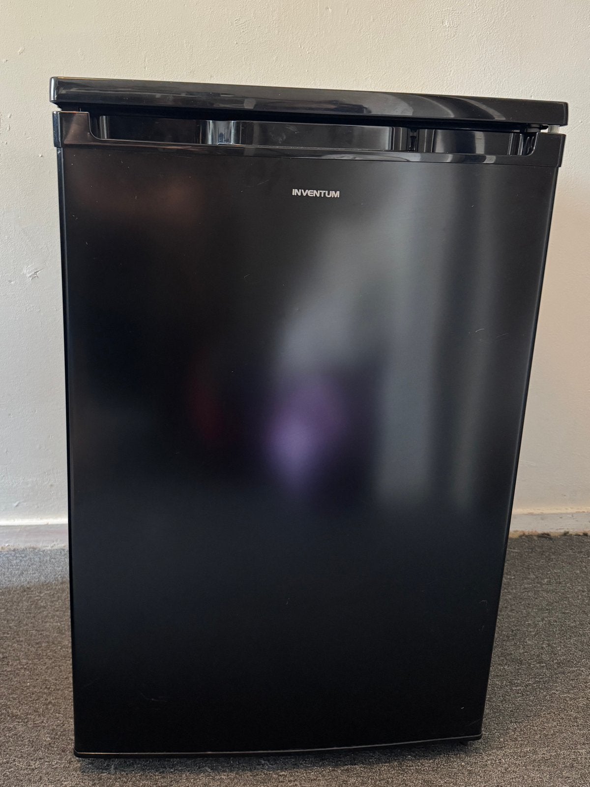 Inventum KK550B/01 Koelkast - Compact en Zwart, Witgoed en Apparatuur, Koelkasten en IJskasten, 100 tot 150 liter, 45 tot 60 cm