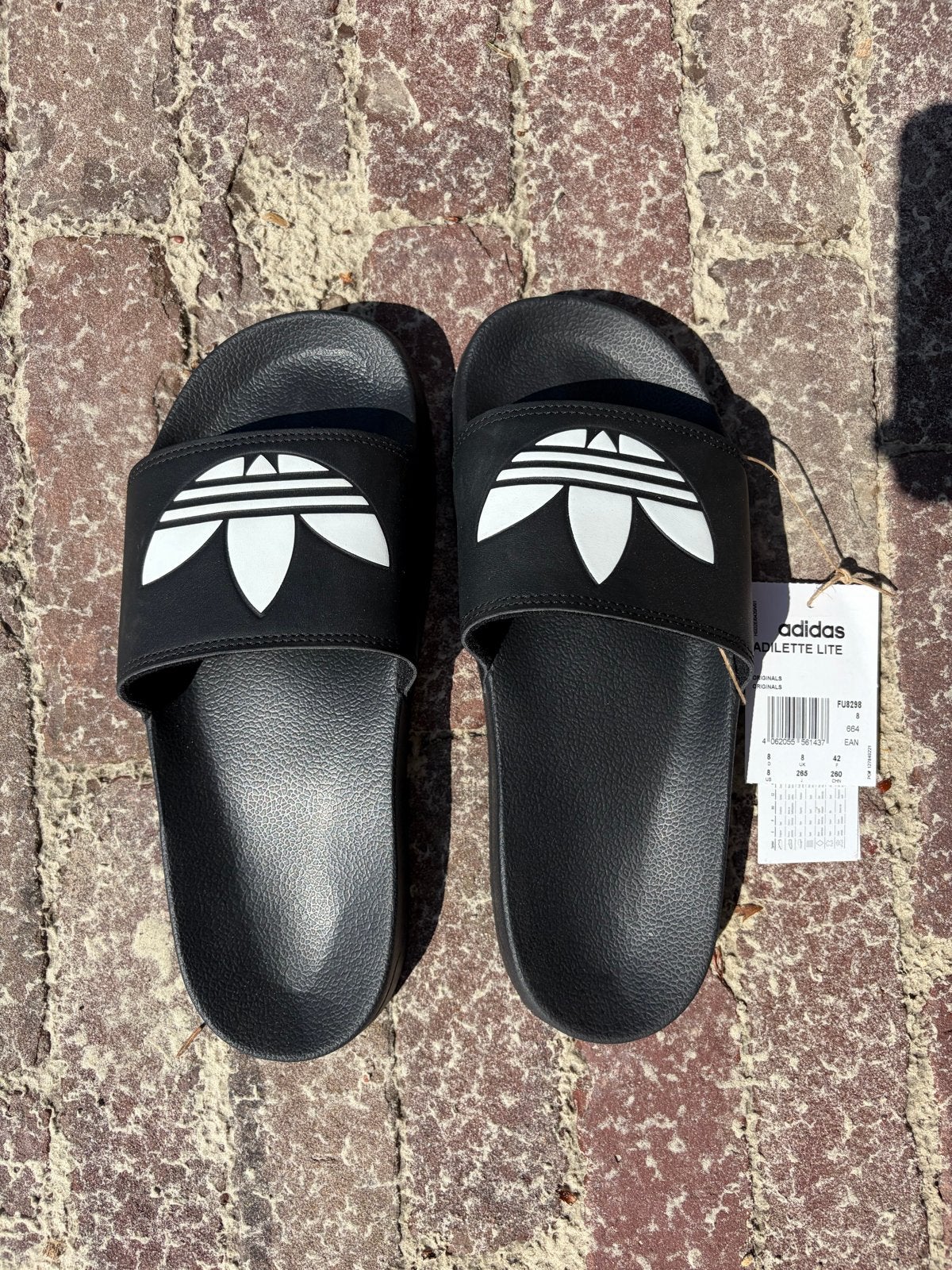 Adidas Adilette Lite Slippers Zwart Maat 42 Nieuw, Ophalen of Verzenden, Nieuw, Zwart, Slippers