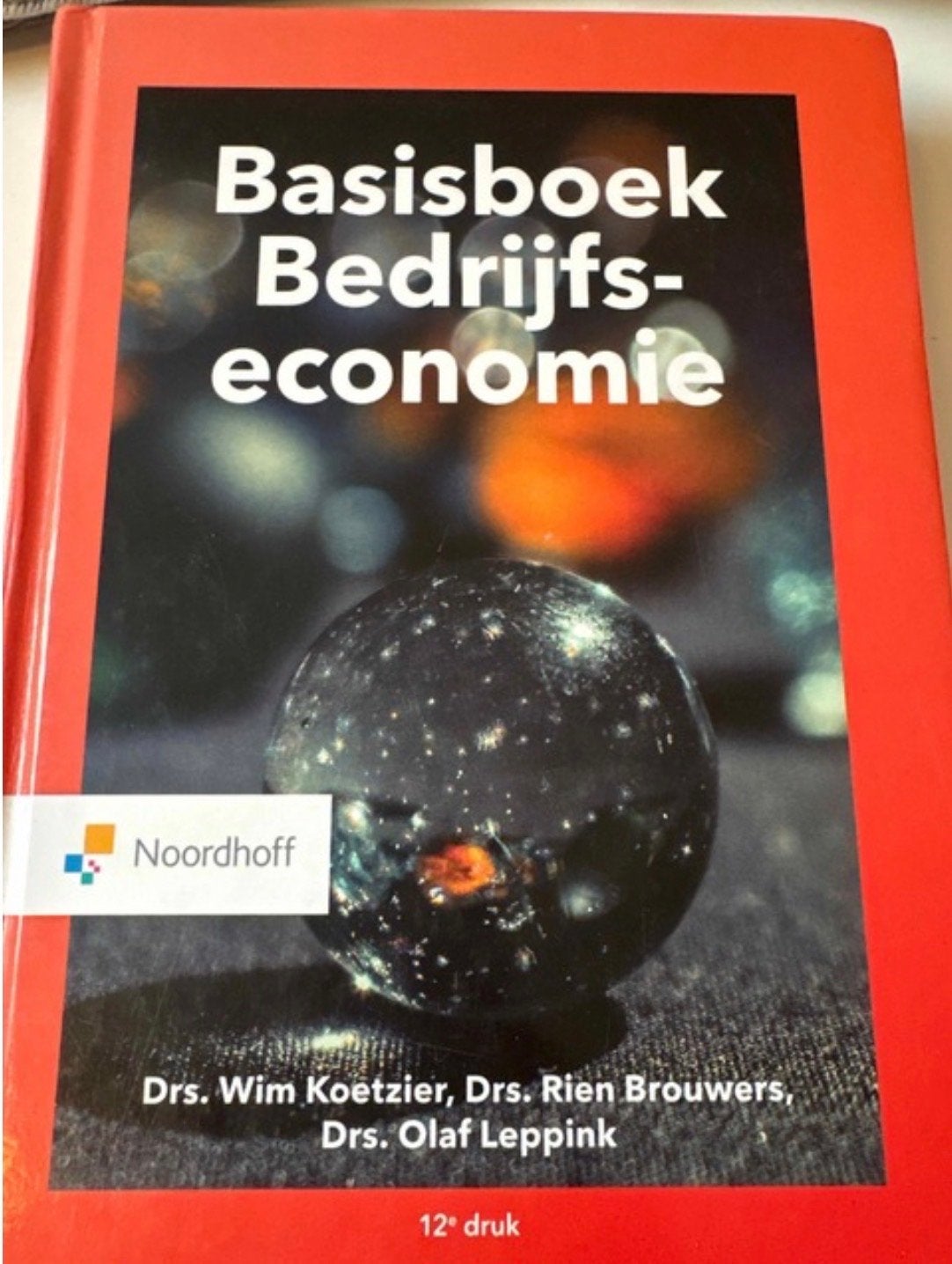 Basisboek Bedrijfseconomie, Ophalen of Verzenden, Zo goed als nieuw, Economie en Marketing