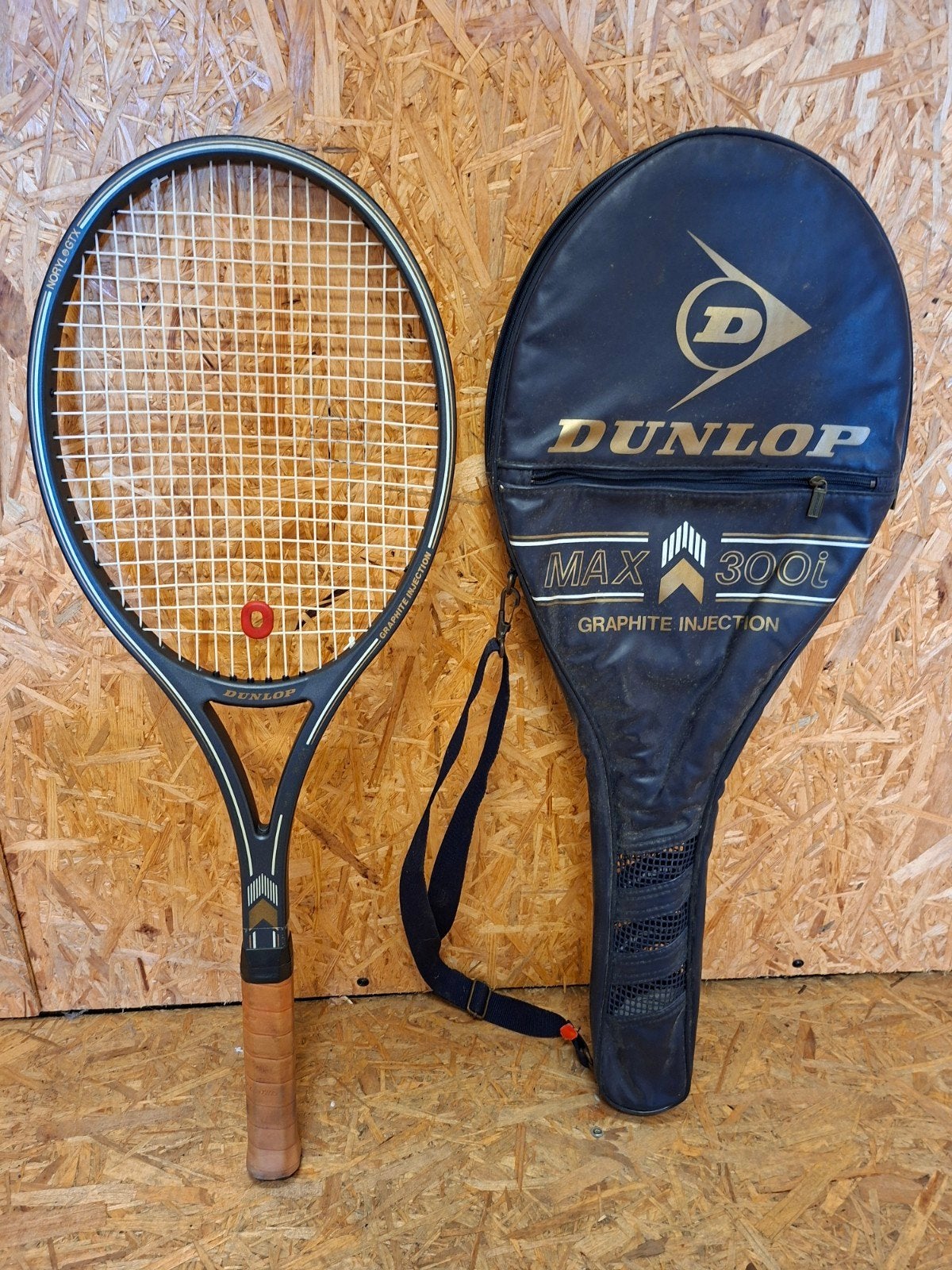 Tennisracket Dunlop Max 300 i, Sport en Fitness, Tennis, Ophalen of Verzenden, Gebruikt, Dunlop, Racket