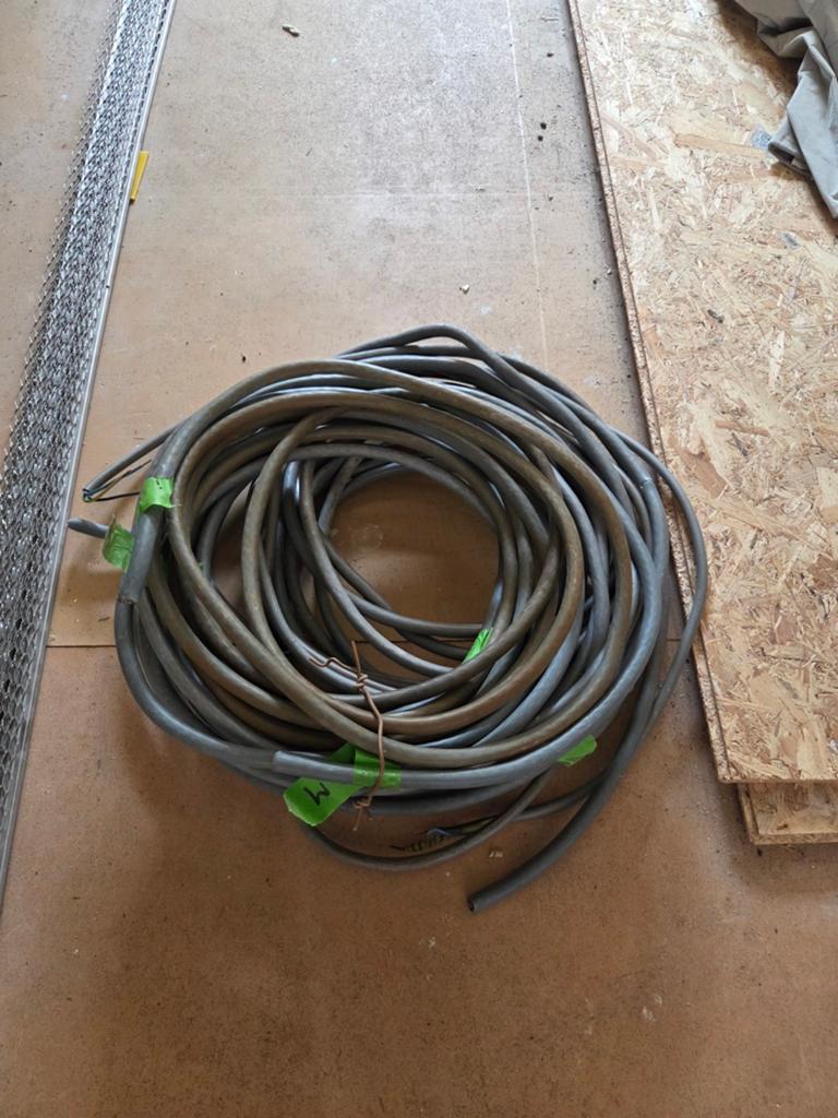 Oude grondkabel, voor oud ijzer., Doe-het-zelf en Verbouw, Metalen, Ophalen, Gebruikt, Koper of Messing