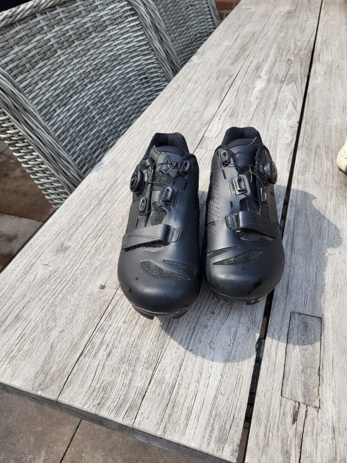 AGU fietsschoenen - Maat 44 - Zwart, Fietsen en Brommers, Fietsaccessoires | Fietskleding, Gebruikt, Heren, Schoenen, Overige maten
