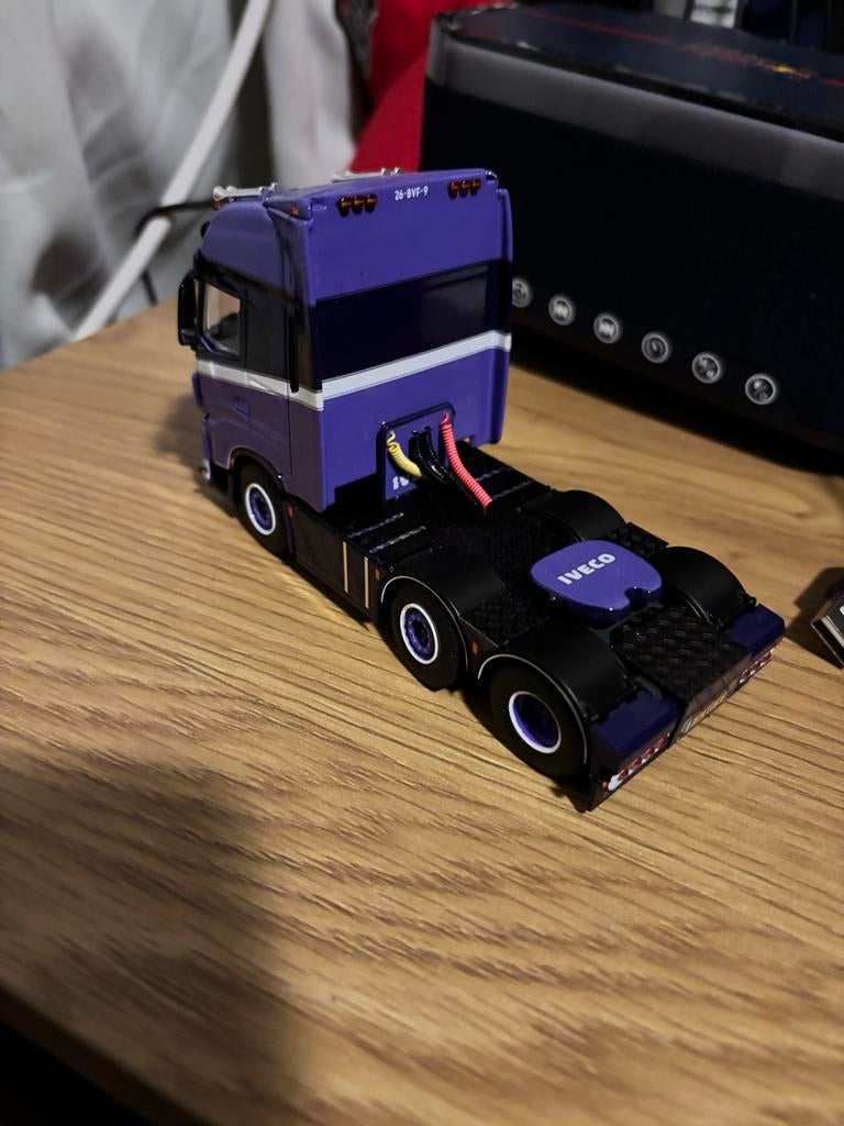 WSI Iveco S-Way W.Neidhöfer modeltruck, Overige merken, 1:32 tot 1:50, Ophalen of Verzenden, Zo goed als nieuw