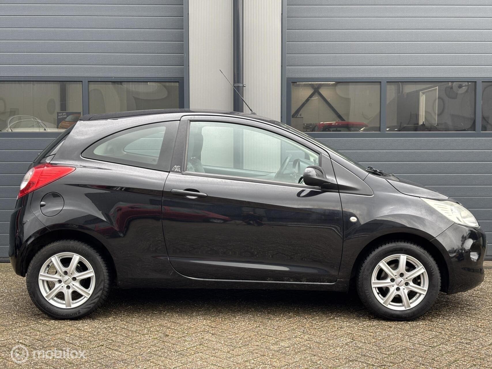 Ford Ka 1.2 Cool & Sound Uitvoering Airco / Bwj 2011, Voorwielaandrijving, Euro 5, 1242 cc, 4 cilinders
