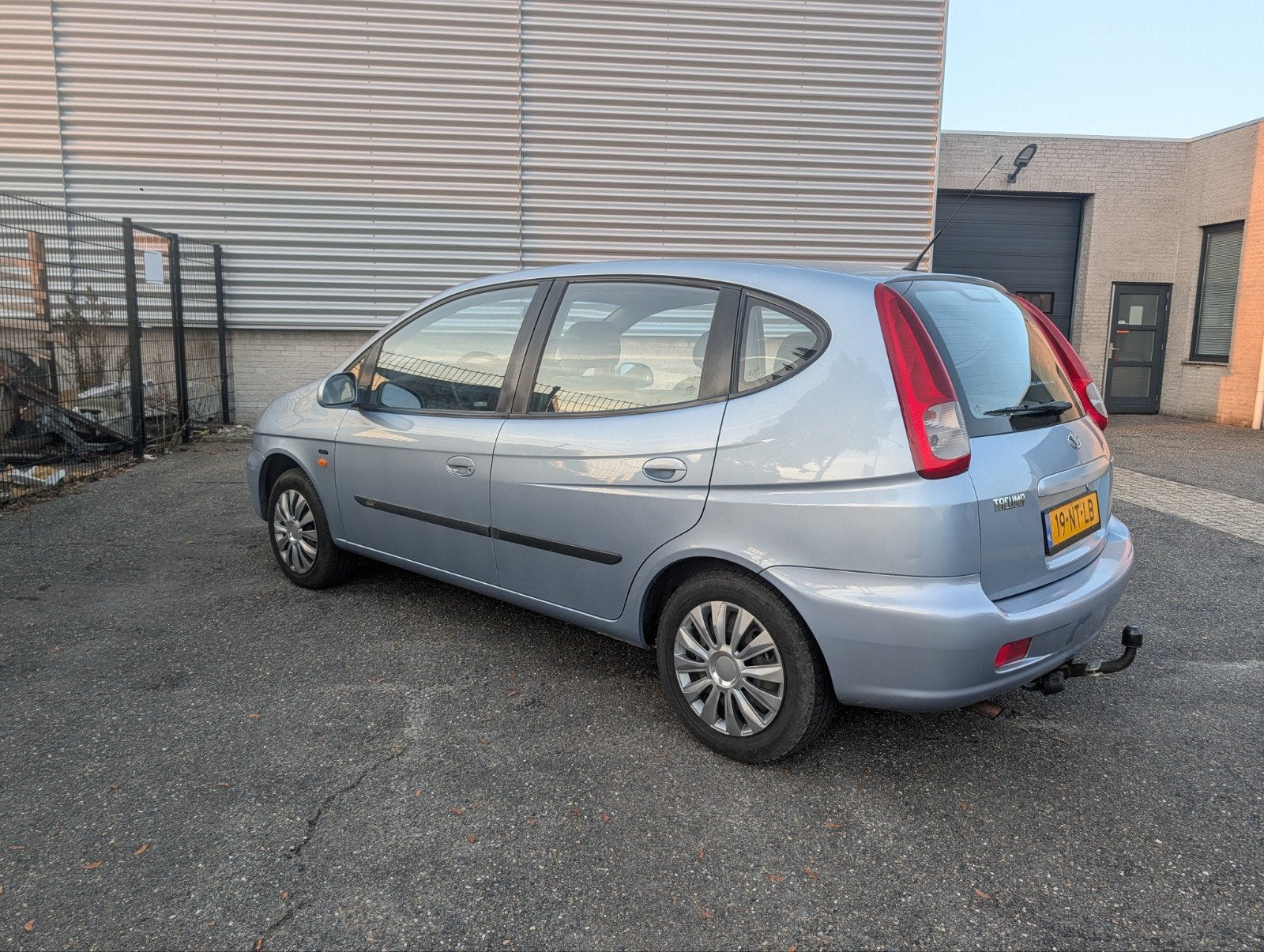 Daewoo Tacuma 1.6 2004 Grijs, Auto's, Voorwielaandrijving, Stof, Electronic Stability Program (ESP), Origineel Nederlands