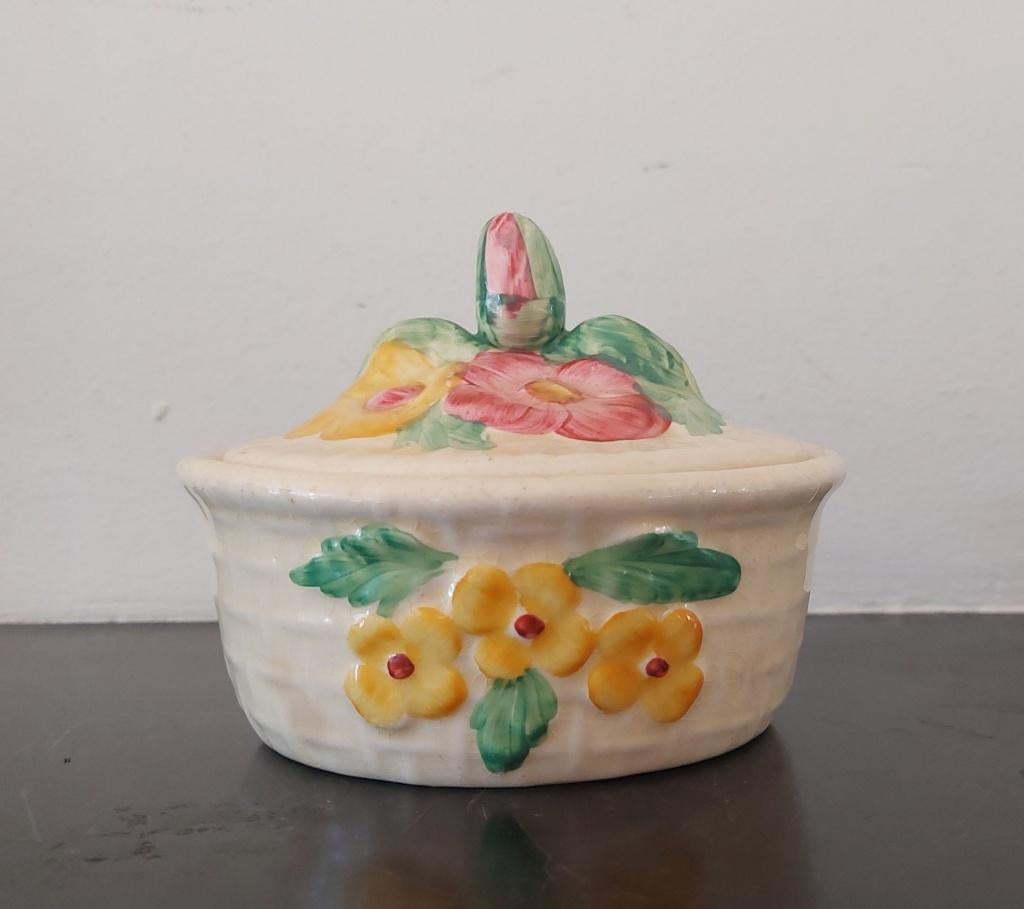 Vintage brocante dekseldoosje bloemen handbeschilderd, Antiek en Kunst, Curiosa en Brocante, Ophalen of Verzenden