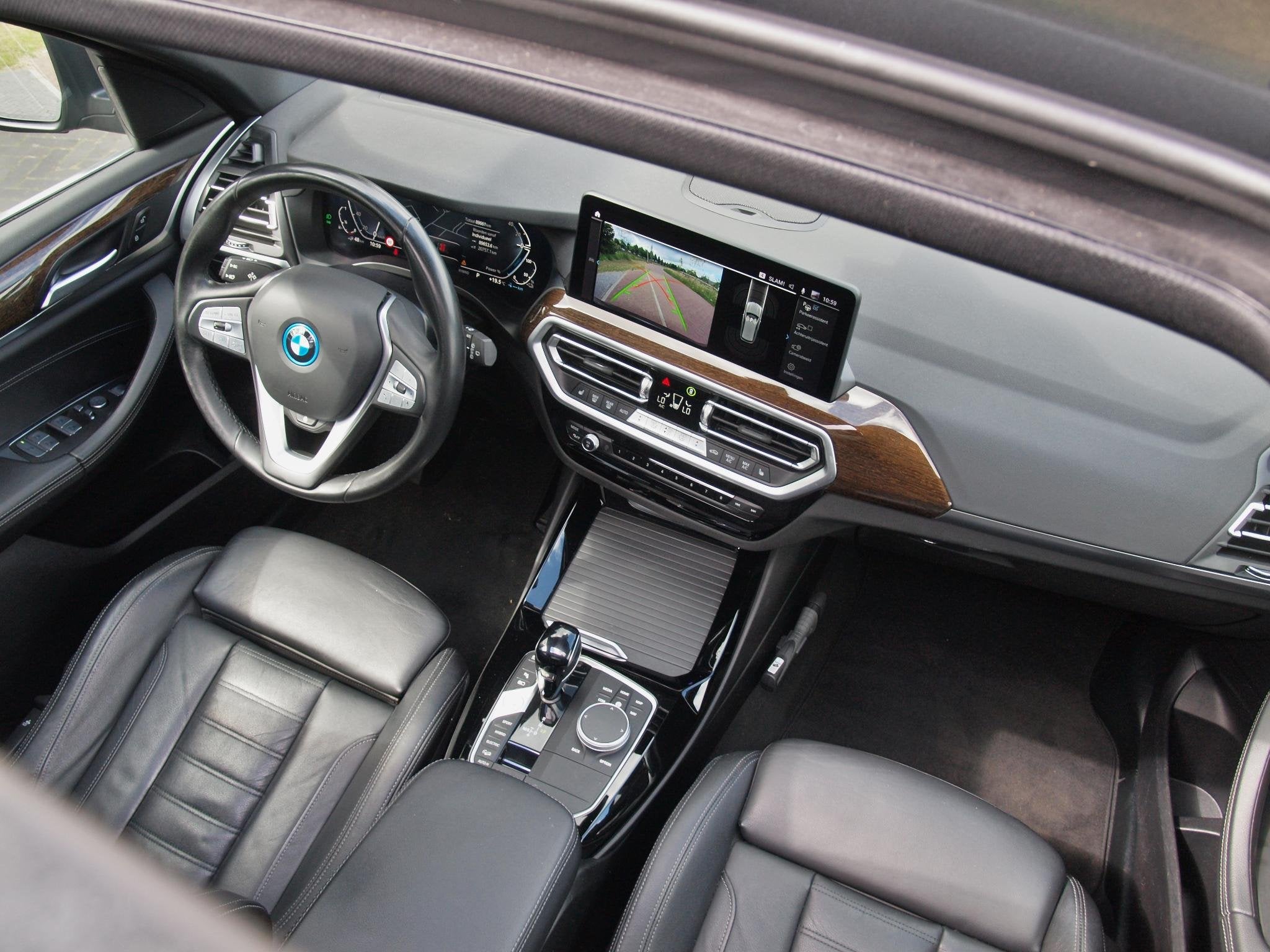 BMW X3 xDrive30e Business Edition Plus | Panoramadak | Head-, 1998 cc, Gebruikt, 4 cilinders, 2000 kg