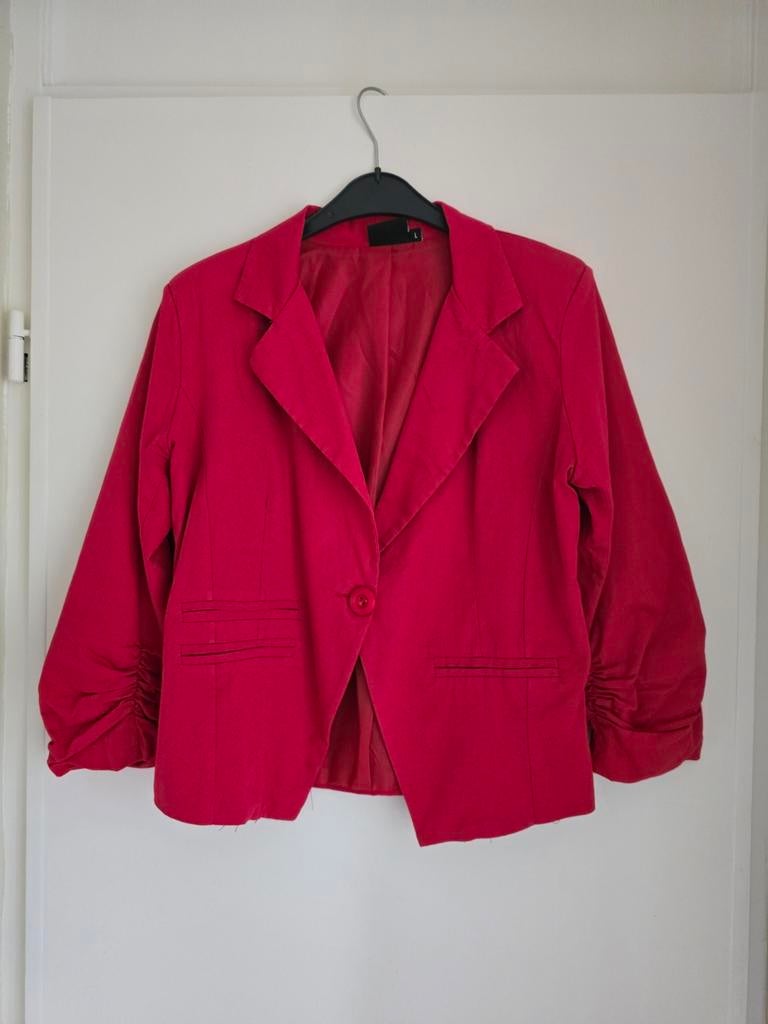 Rood jasje Pescara maat L, Kleding | Dames, Jasjes, Kostuums en Pakken, Pescara, Ophalen of Verzenden