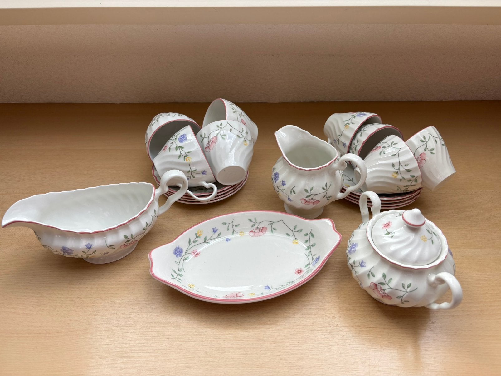 Te koop, onderdelen Johson brother servies Summer Chinz, Huis en Inrichting, Keuken | Servies, Gebruikt, Klassiek, Overige typen