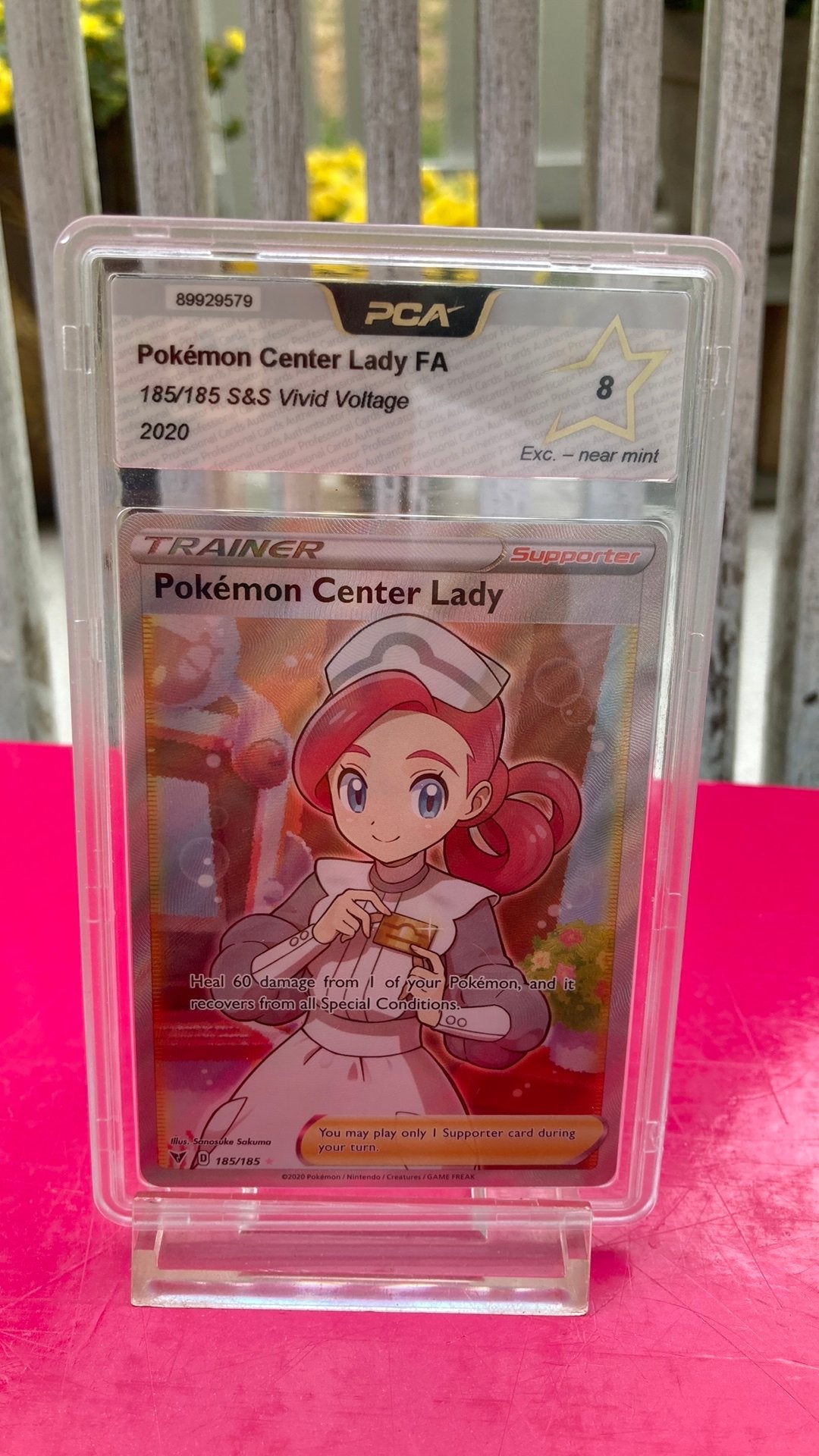 Pokemon Trainer center lady 185/185 Vivid Voltage Pca 8, Ophalen of Verzenden, Zo goed als nieuw