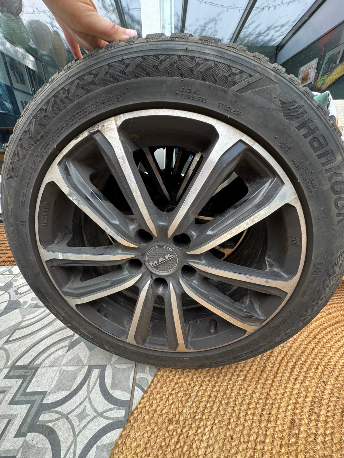 Velgen MAK Sarthe 17” 5x112 + Hankook winterbanden 215/55R17, Ophalen, 215 mm, 17 inch, Winterbanden