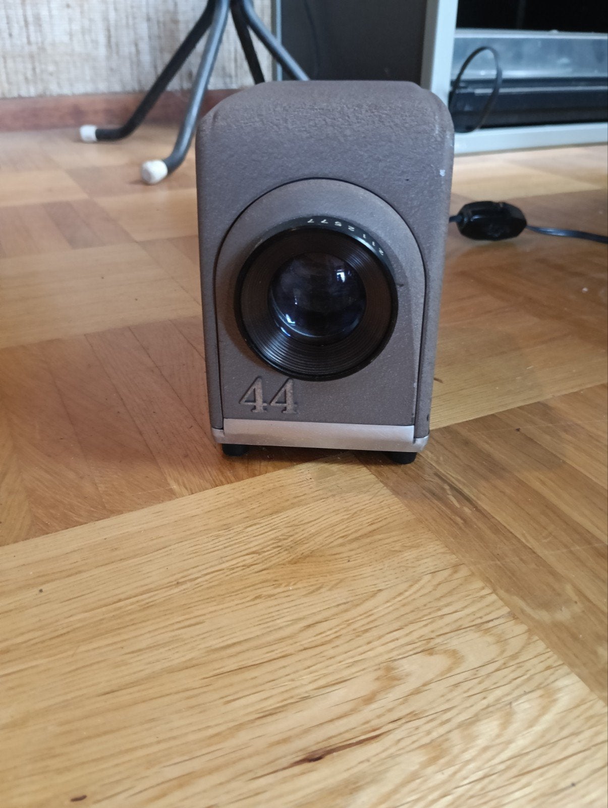 Vintage Diaprojector 44 - 220V AC DC 100W, Ophalen of Verzenden, Gebruikt