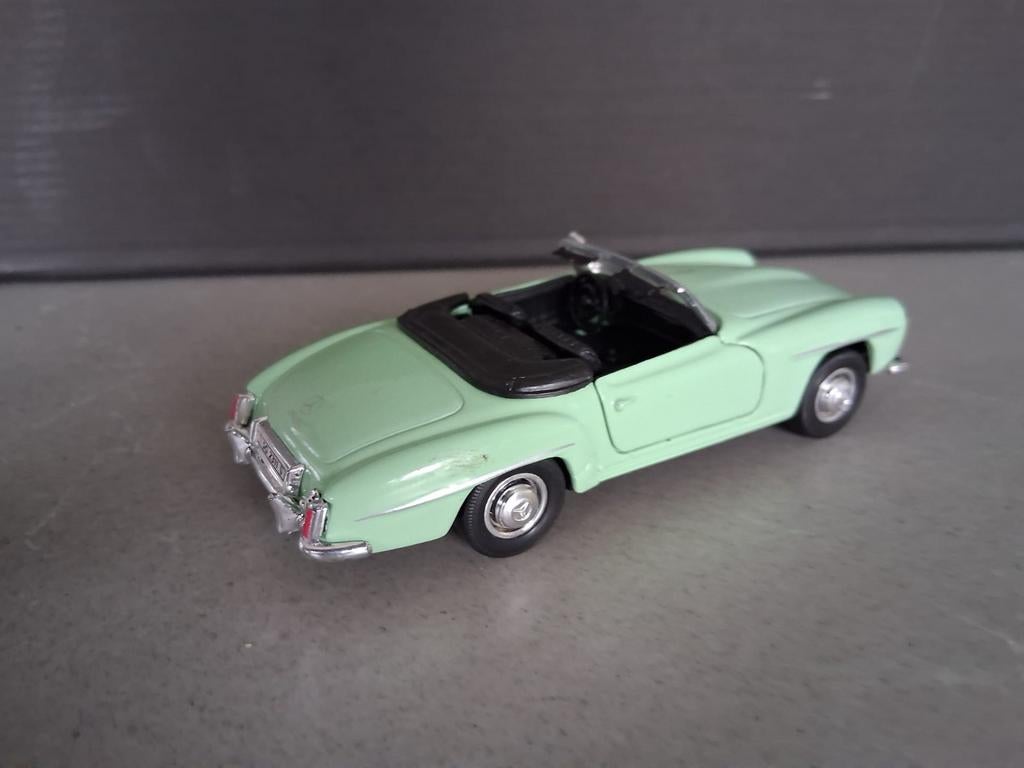 Mercedes-Benz 190 SL Cabriolet Modelauto - Lichtgroen, Hobby en Vrije tijd, Modelauto's | 1:43, Ophalen of Verzenden