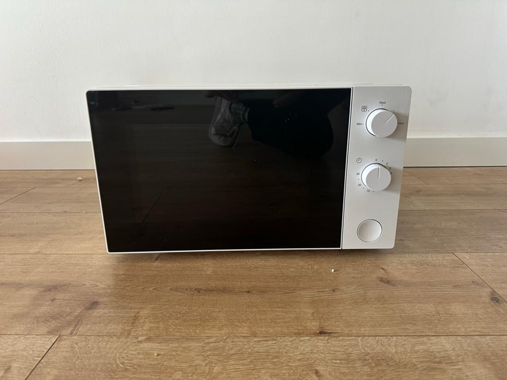 IKEA TILLREDA Magnetron - Zo goed als nieuw, garantie!, Ophalen, Minder dan 45 cm, Draaiplateau, Vrijstaand