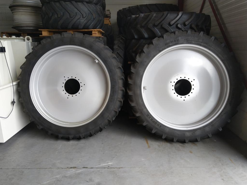 300/95 x R52 Nieuwe Kleber banden met velgen, Niet ingevuld, Niet ingevuld, Niet ingevuld
