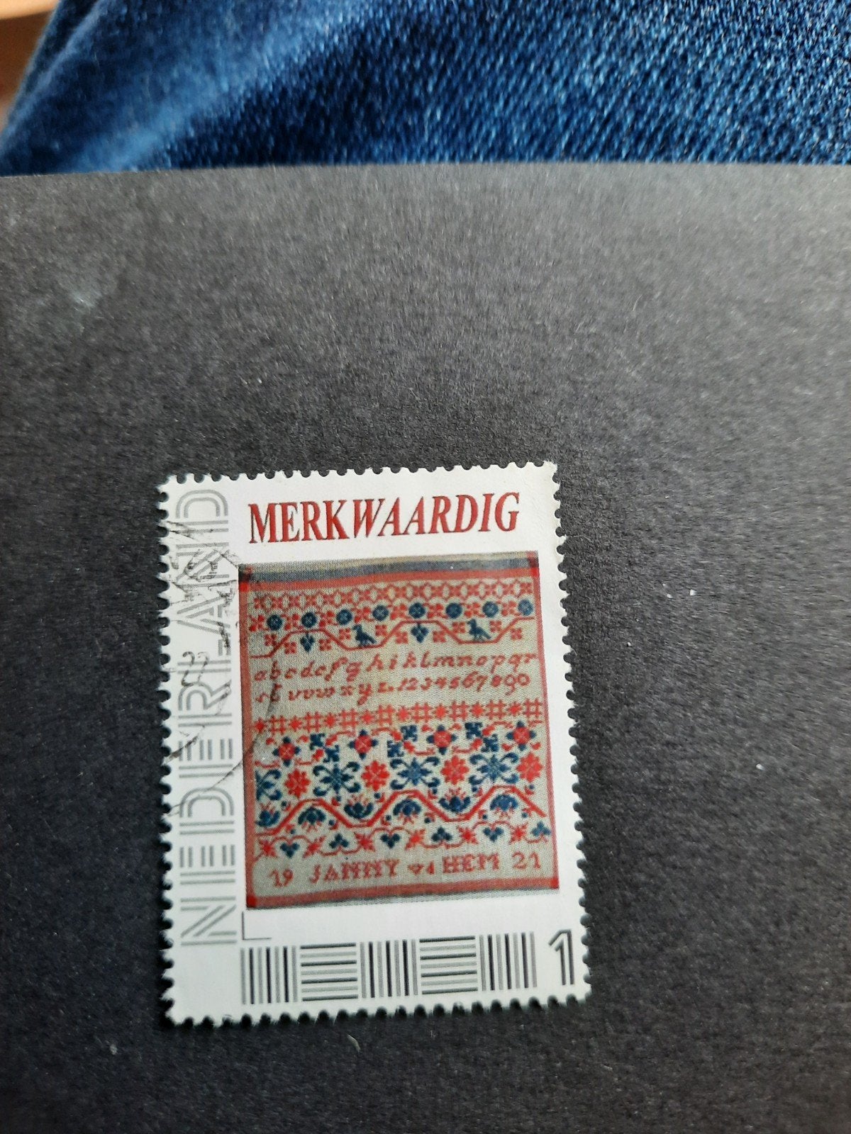 Persoonlijke postzegel 'Merkwaardig' - Borduurwerk, Postzegels en Munten, Verzenden
