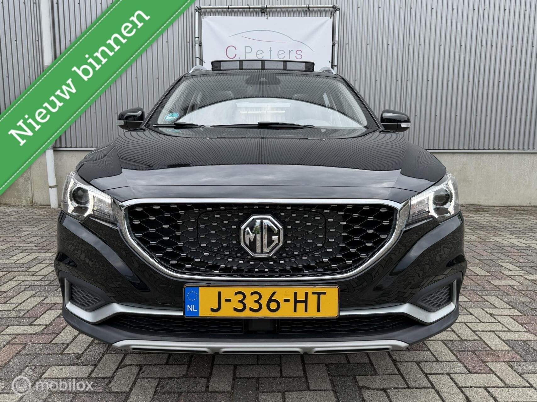 MG ZS EV Luxury 45 kWh 2020 / Panoramadak / Carplay / Camera, Auto's, 45 kWh, Gebruikt, ZS, 1507 kg