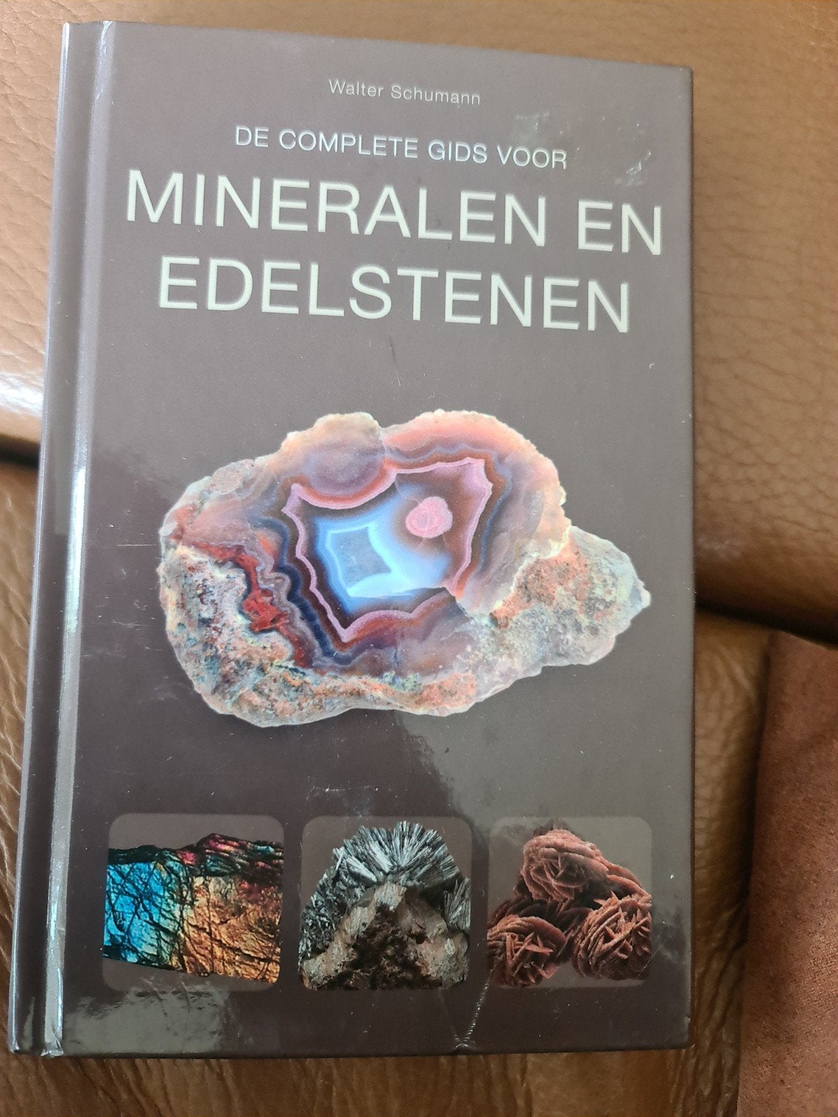 Gids voor Mineralen en Edelstenen - Gebonden, Kleurrijk, Ophalen of Verzenden
