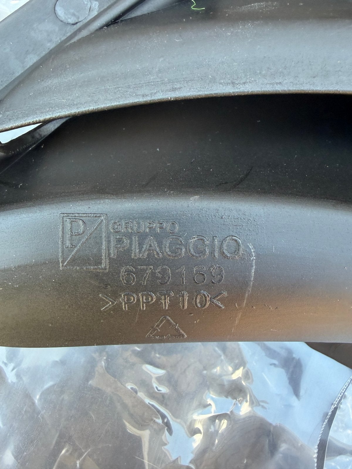 Piaggio Zip voorkap rooster - nieuw, Ophalen of Verzenden, Nieuw, Kap, Piaggio