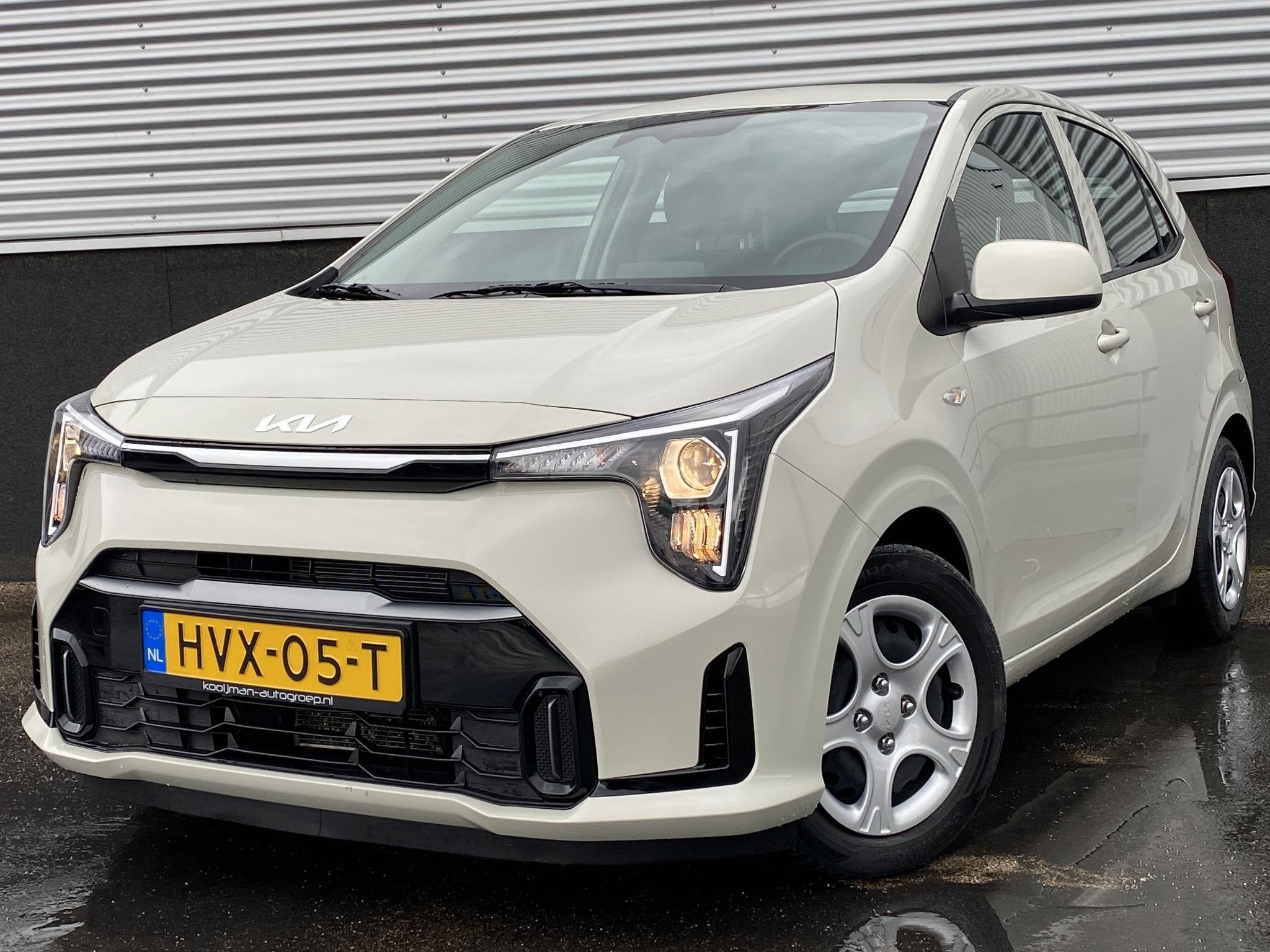 Kia Picanto 1.0 DPI DynamicLine 5p NL-auto, lage KM stand, p, Voorwielaandrijving, Stof, Euro 6, Beige