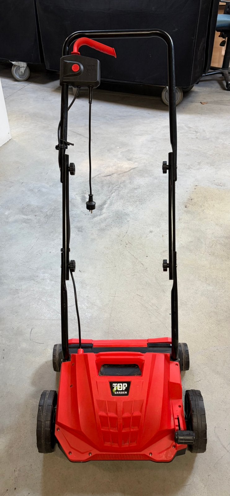 Top Garden elektrische verticuteermachine 1500W – 32 cm, Ophalen, Zo goed als nieuw, Elektrisch