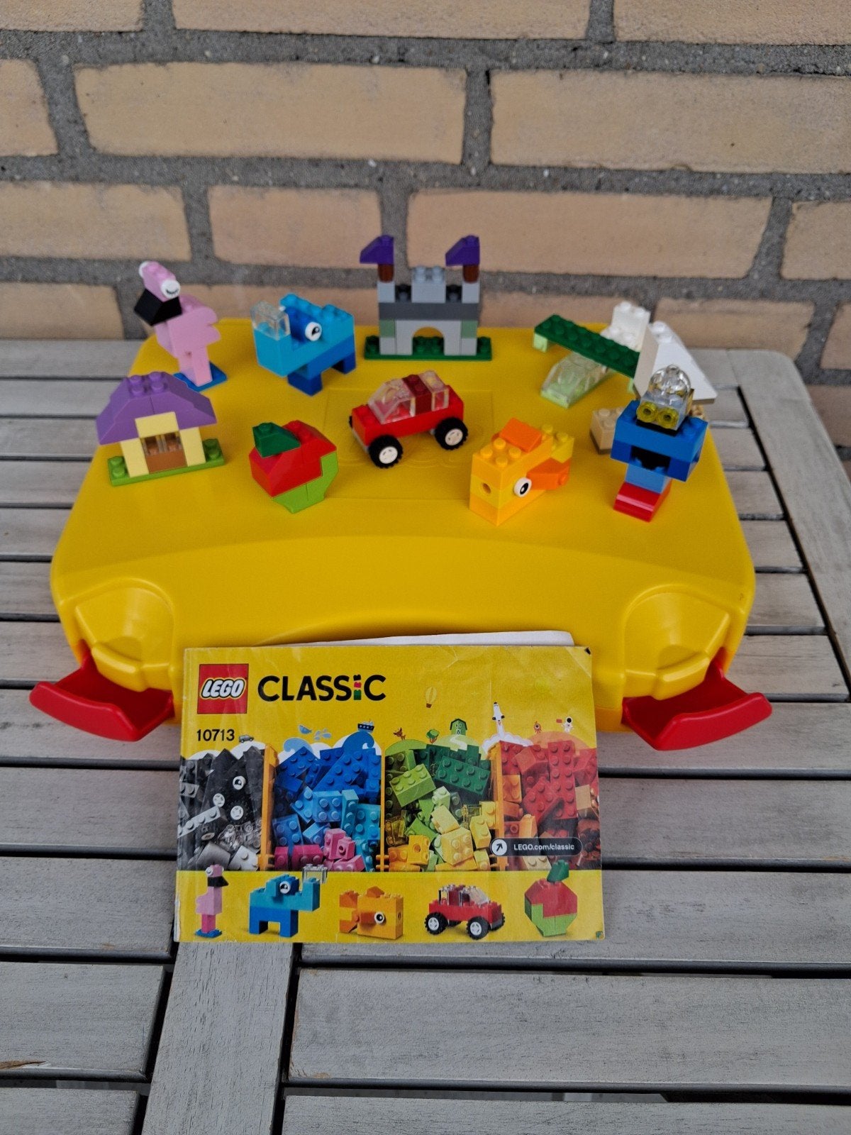 LEGO Classic 10713 Creatieve Koffer met bouwinstructies, Ophalen of Verzenden, Zo goed als nieuw, Overige merken