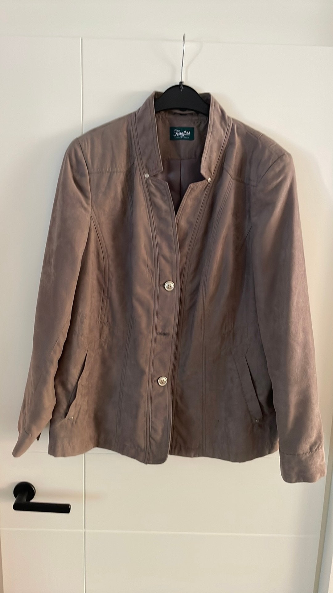 Heel mooi beige jasje, Verzenden, Zo goed als nieuw, Maat 46/48 (XL) of groter, Beige