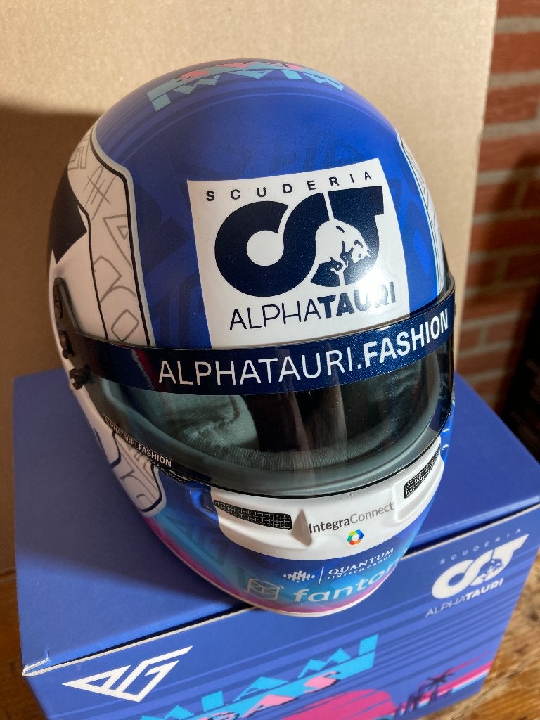 ✅ Pierre Gasly 1:2 helm Miami 2022 Alpha Tauri F1 Team, Ophalen of Verzenden, Nieuw, Formule 1