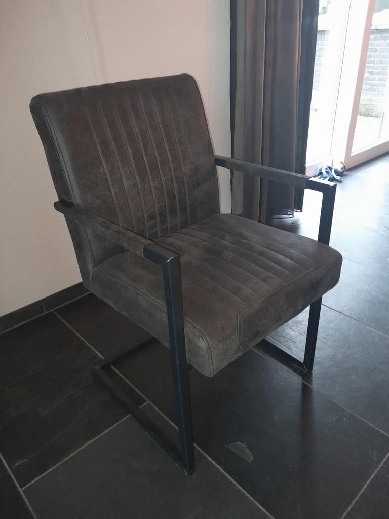 2 stoelen met armleuning., Ophalen, Overige kleuren, Twee