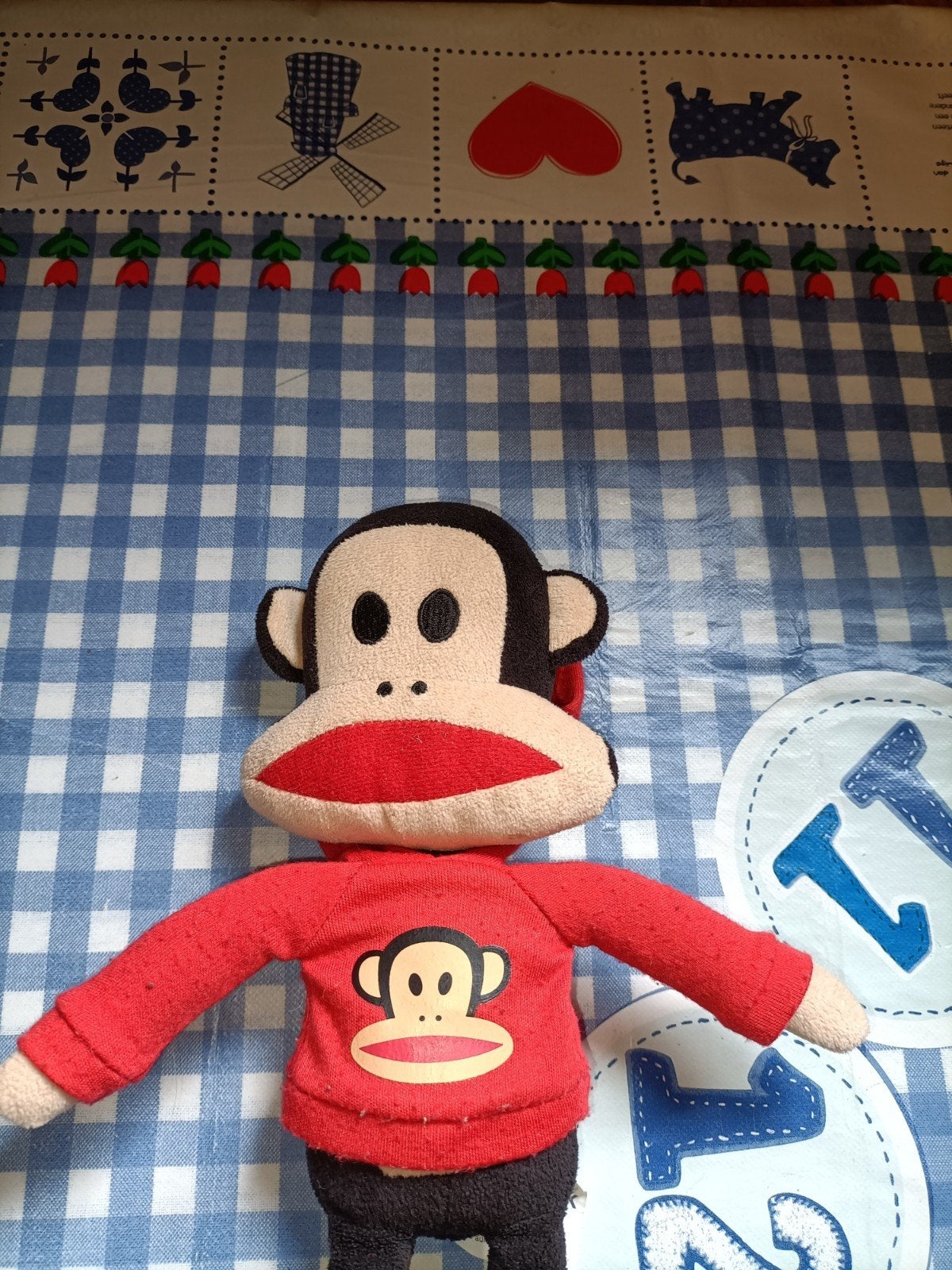 Paul Frank aap knuffel met rode hoodie 30 cm groot, Ophalen of Verzenden, Zo goed als nieuw