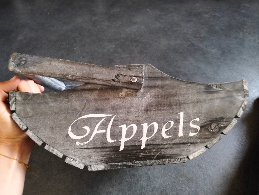 Leuke houten draagbak met hengsel., Ophalen of Verzenden, Zo goed als nieuw, Overige vormen, Hout