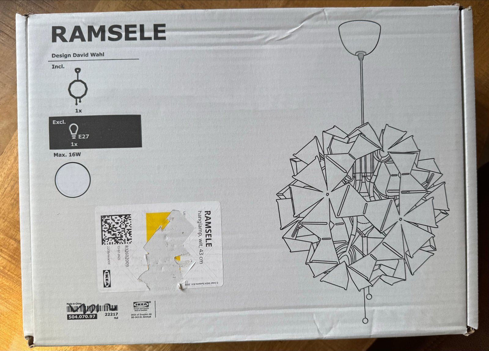 Ikea Ramsele plafondlamp - Nieuw in doos, Ophalen of Verzenden, Nieuw, Kunststof, E27 (groot)