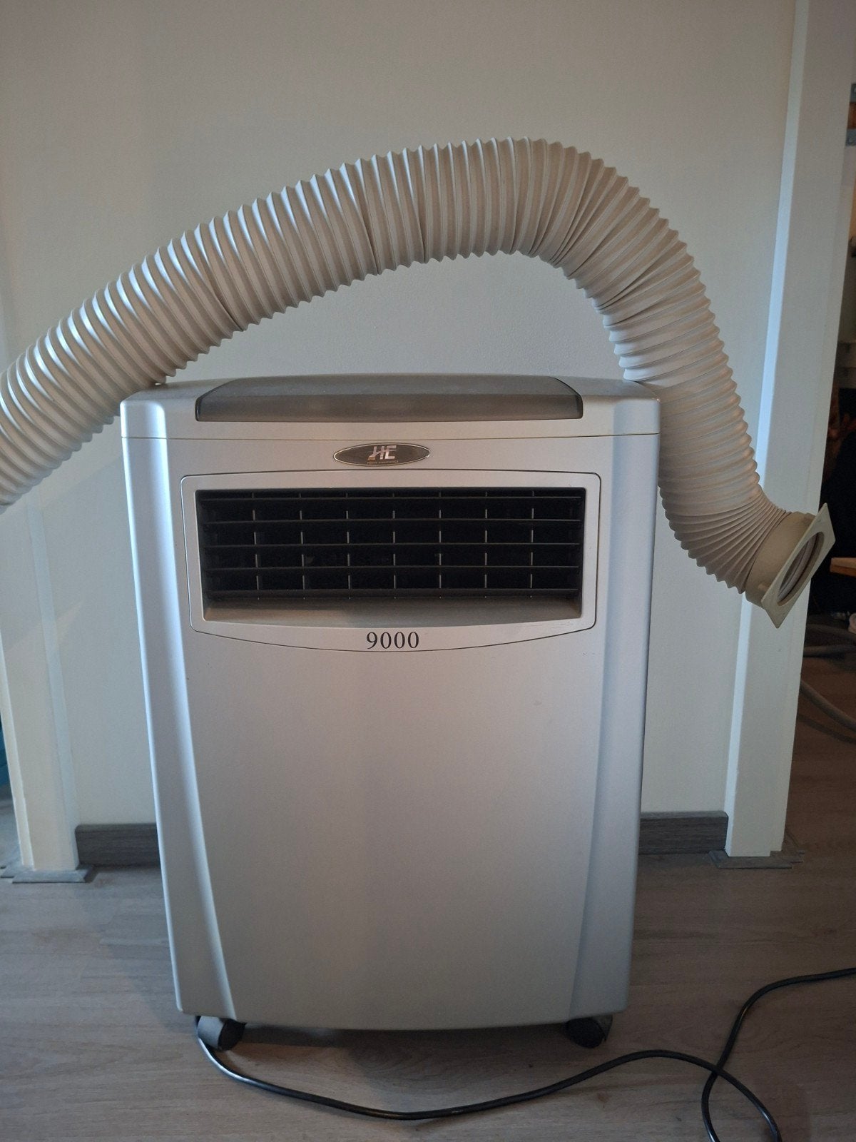 HE SNOW 9000 Draagbare Airconditioner - 9000 BTU, Witgoed en Apparatuur, Airco's, Ophalen, Mobiele airco, Minder dan 60 m³, 3 snelheden of meer