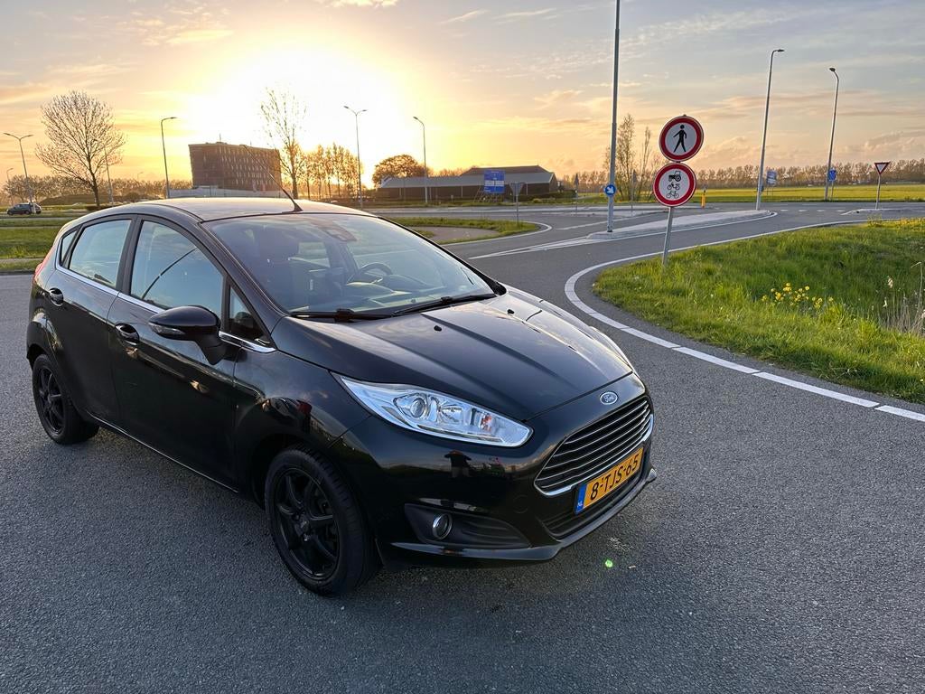 Ford Fiësta Automaat E 1.0 74KW/100PK 5D Powershift 2014, Auto's, Ford, Bedrijf, Fiësta, Benzine, B, Hatchback, Automaat, Origineel Nederlands