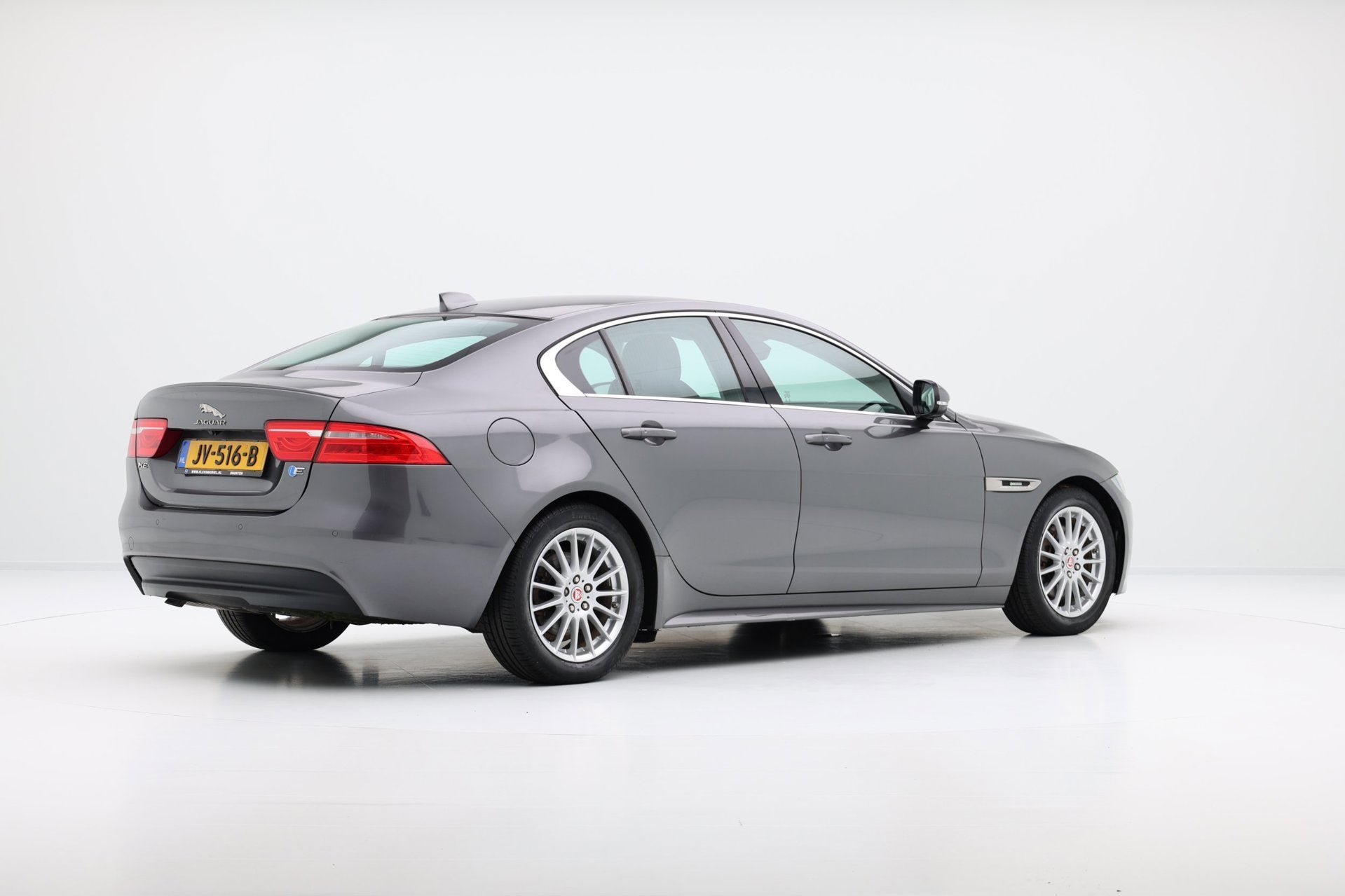 Jaguar XE 2.0 D 163pk Portfolio Aut. Leder|1e Eig|Xenon|Clim, Auto's, Automaat, Achterwielaandrijving, Euro 6, 4 cilinders