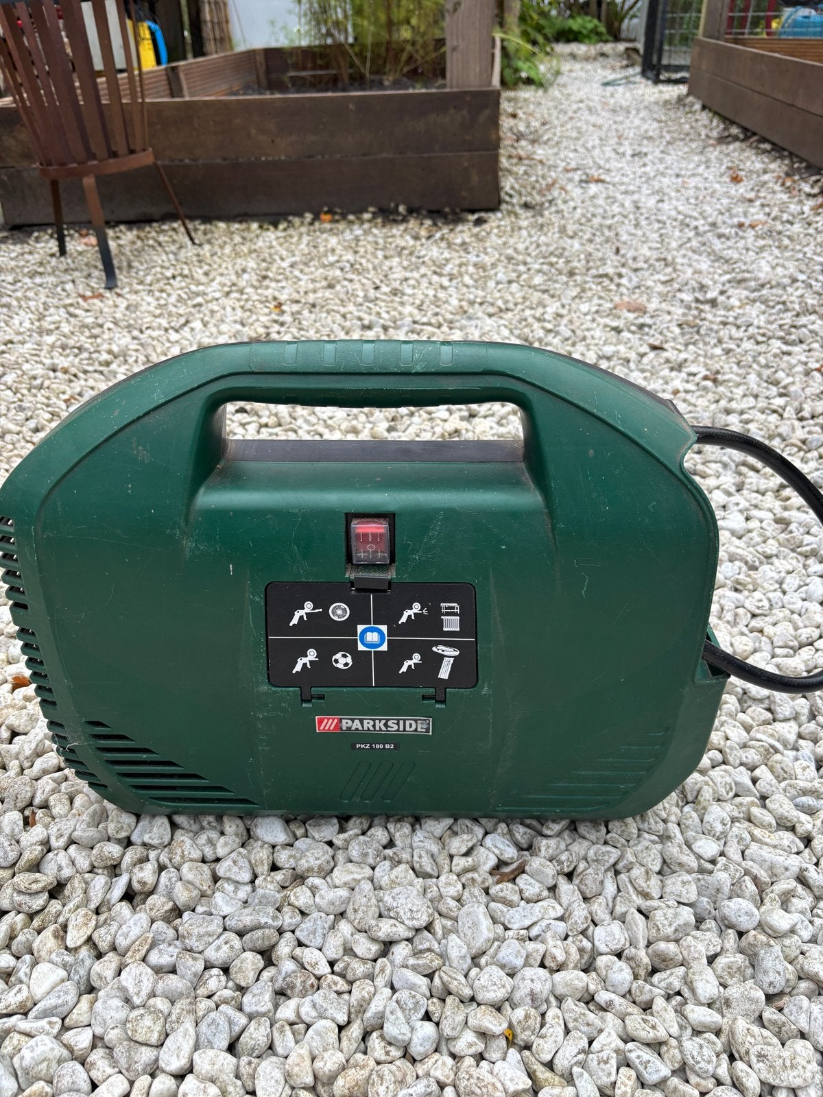 Parkside PKZ 180 B2 Compressor - gebruikt, Doe-het-zelf en Verbouw, Ophalen of Verzenden, Zo goed als nieuw, Minder dan 200 liter/min