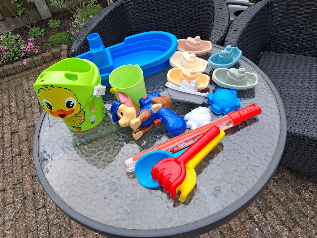 Buitenspeelgoed kinderen, Ophalen, Gebruikt