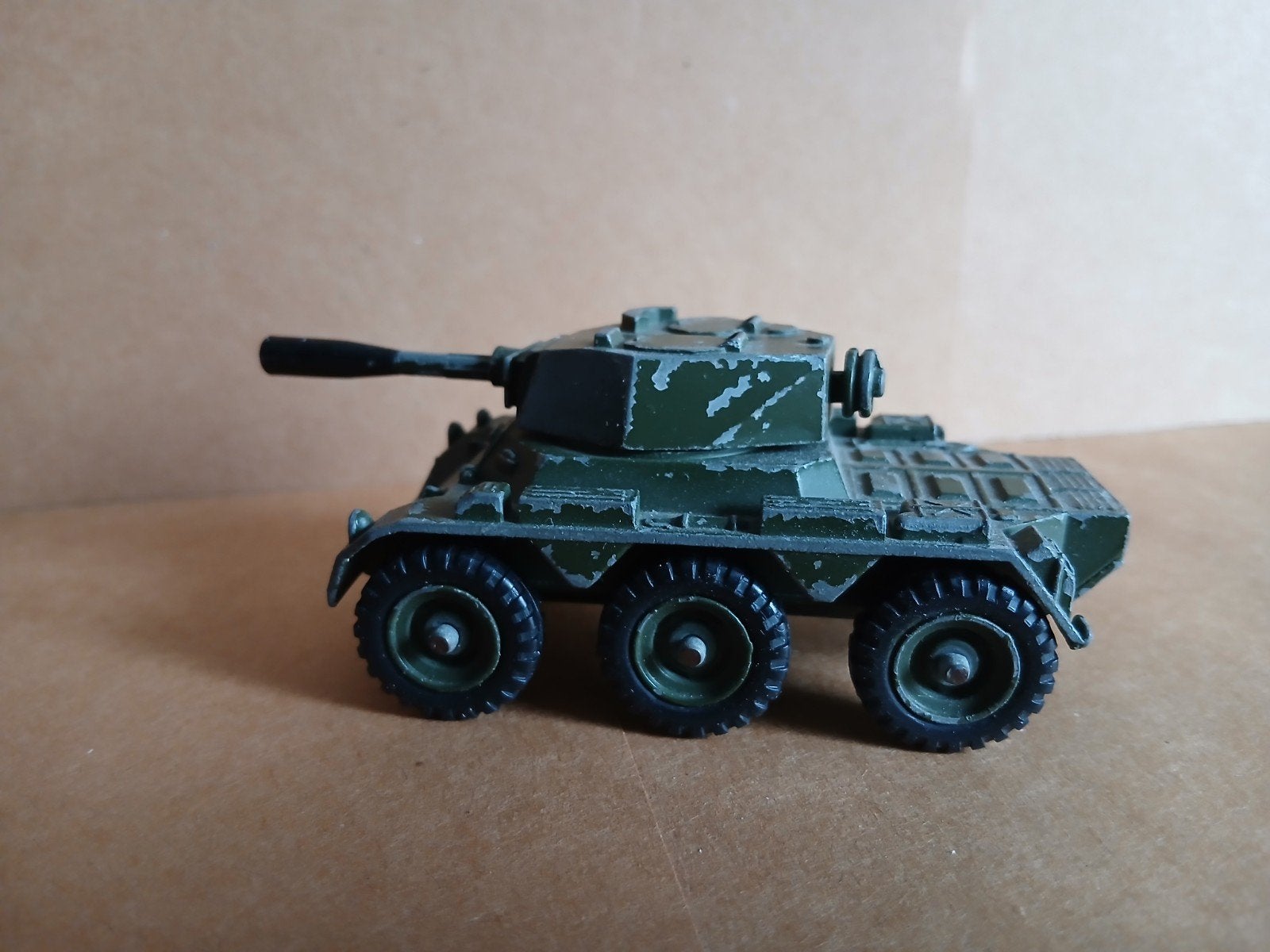 Corgi Toys Saladin, Hobby en Vrije tijd, Modelauto's | 1:43, Ophalen of Verzenden, Gebruikt, Auto, Corgi