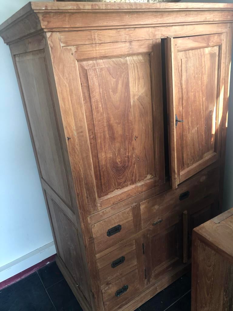 Massief Teakhouten Kast - Multifunctioneel en Robuust, Ophalen