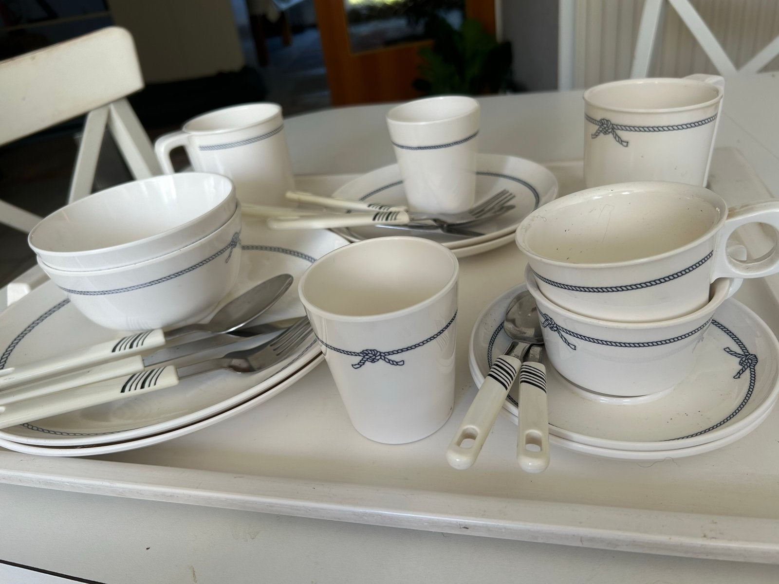 Melamine servies, Ophalen, Zo goed als nieuw, Campingstoel