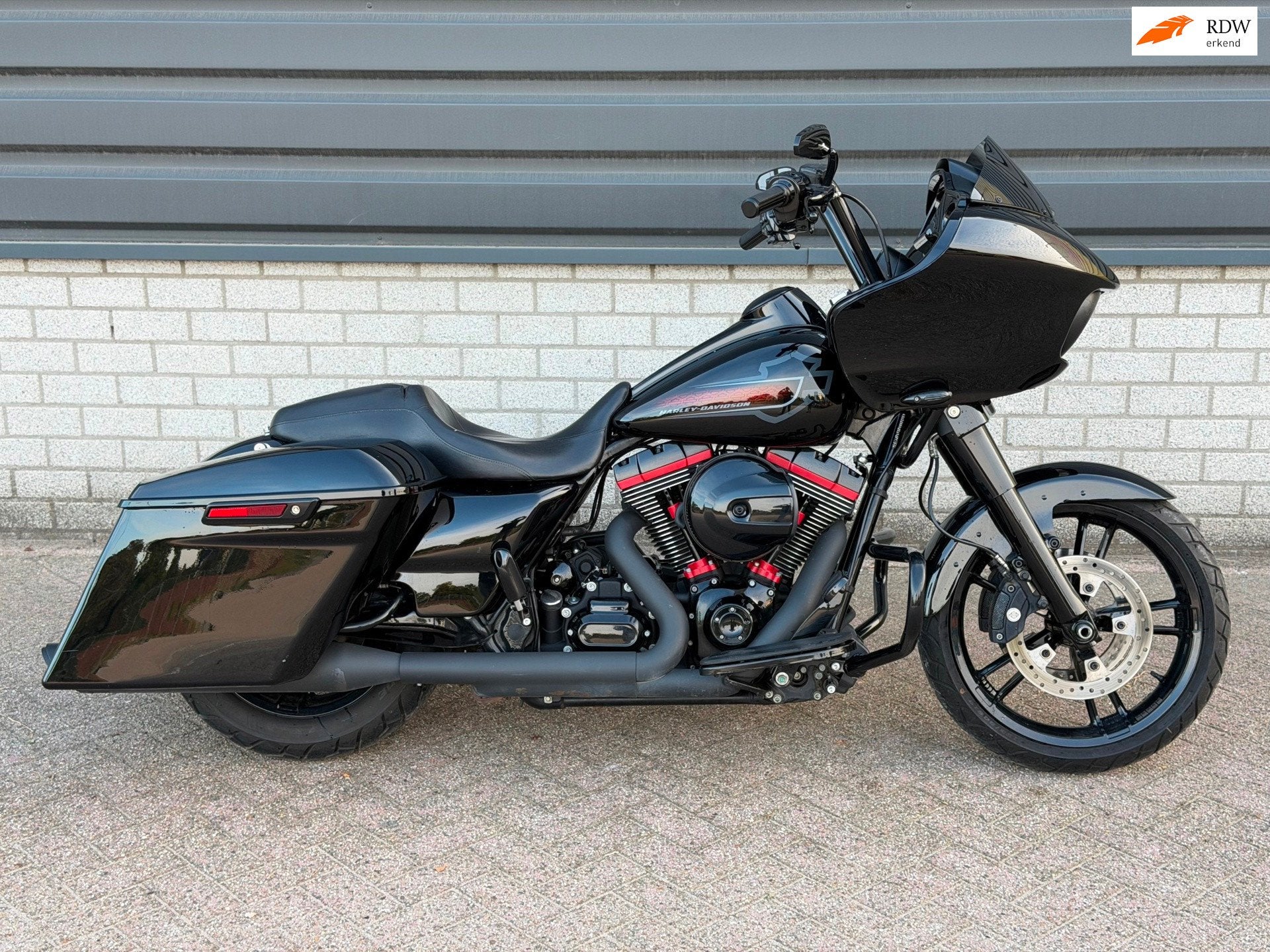 Harley Davidson FLTRXS 103 Road Glide Special Black edition, Motoren, 1690 cc, ABS, Meer dan 35 kW, Toermotor