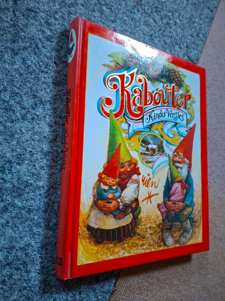 Rien Poortvliet - kabouter kinderversjes, Boeken, Prentenboeken en Plaatjesalbums, Ophalen of Verzenden, Gelezen