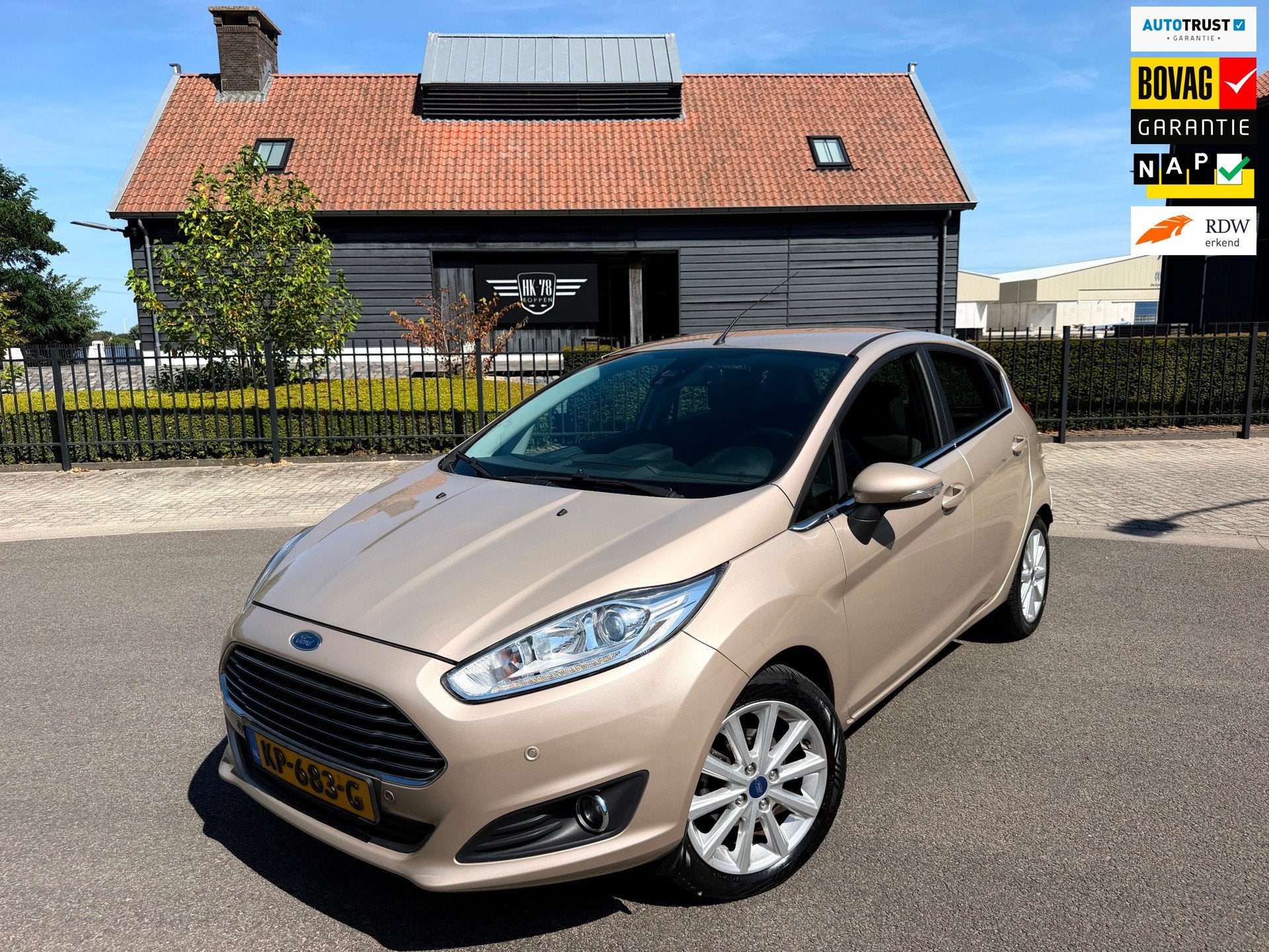 Ford Fiesta 1.0 EcoBoost Titanium Airco Cr-Contr Navigatie L, Auto's, Ford, Voorwielaandrijving, Origineel Nederlands, Bedrijf