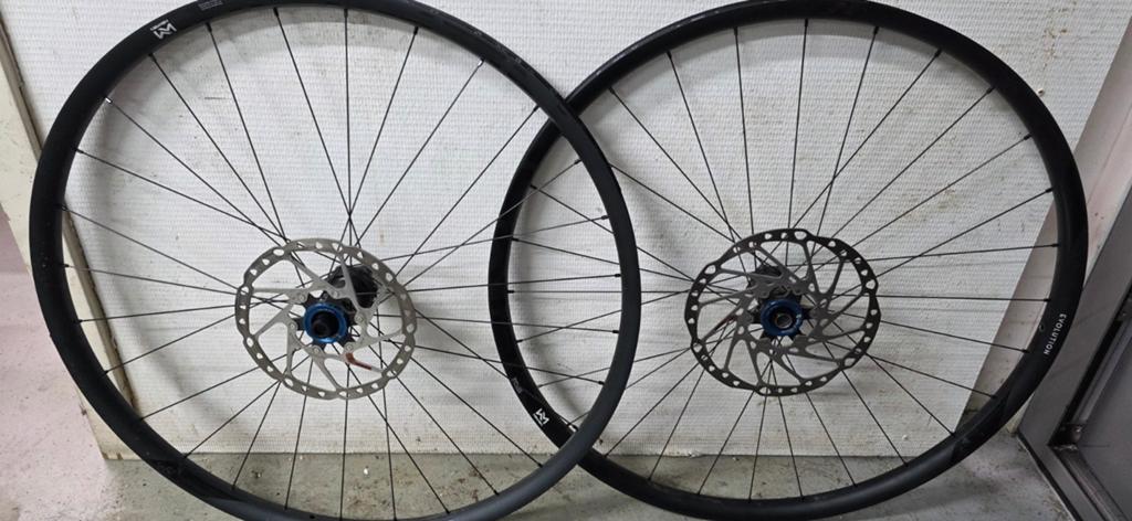 Newmen Evolution Wielset 29" met Shimano Schijven, Wiel, Ophalen of Verzenden, Zo goed als nieuw, Newmen