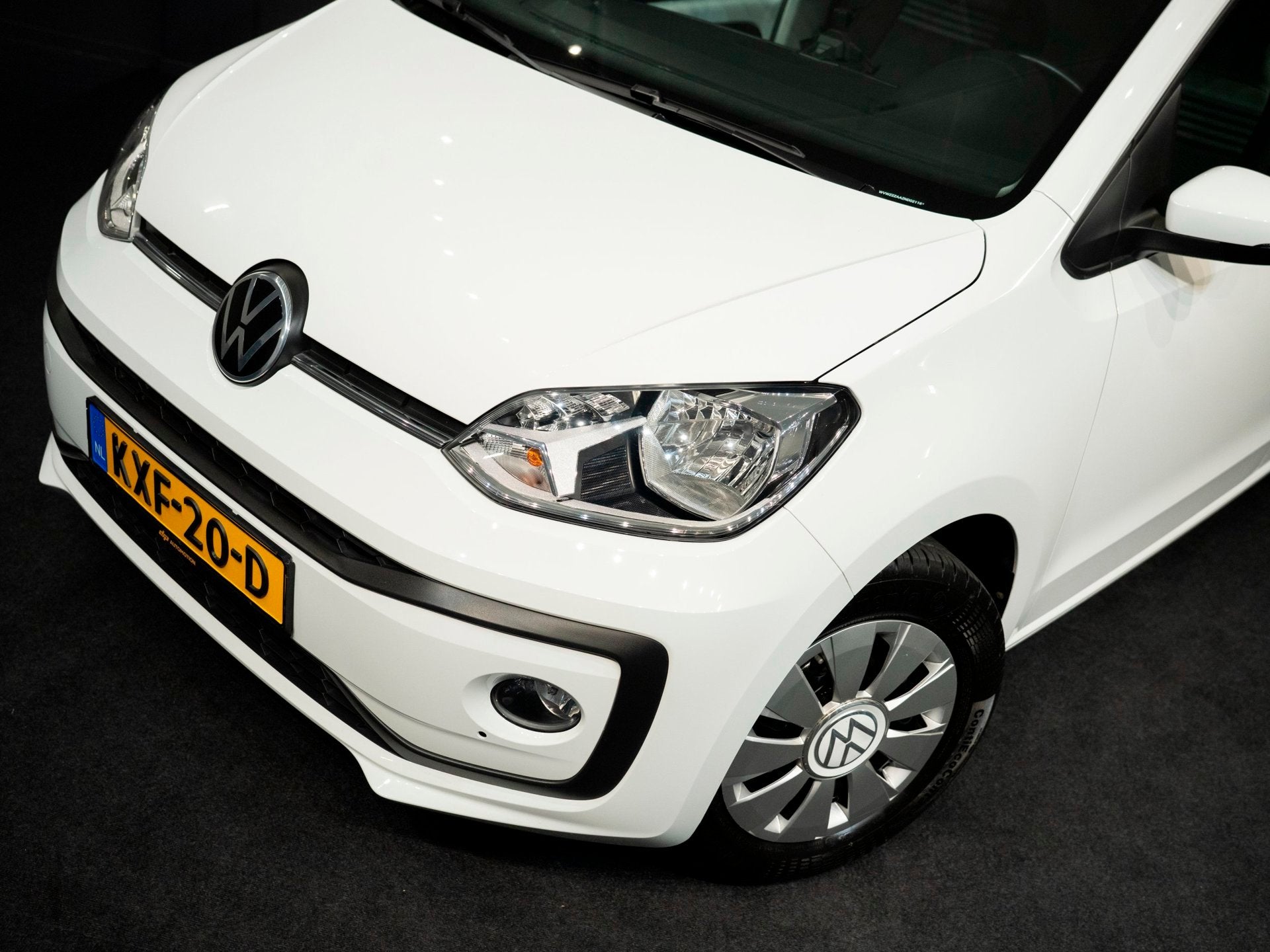 Volkswagen UP! 1.0 1e Eig/Cam/Stoelverwarming/Cruise/Lane As, Auto's, Dealer onderhouden, Gebruikt, 4 stoelen, Bedrijf