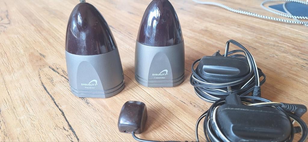 Digiality IR Extender Set: Ontvanger & Zender, Ophalen of Verzenden, Gebruikt, Minder dan 2 meter, Overige kabels