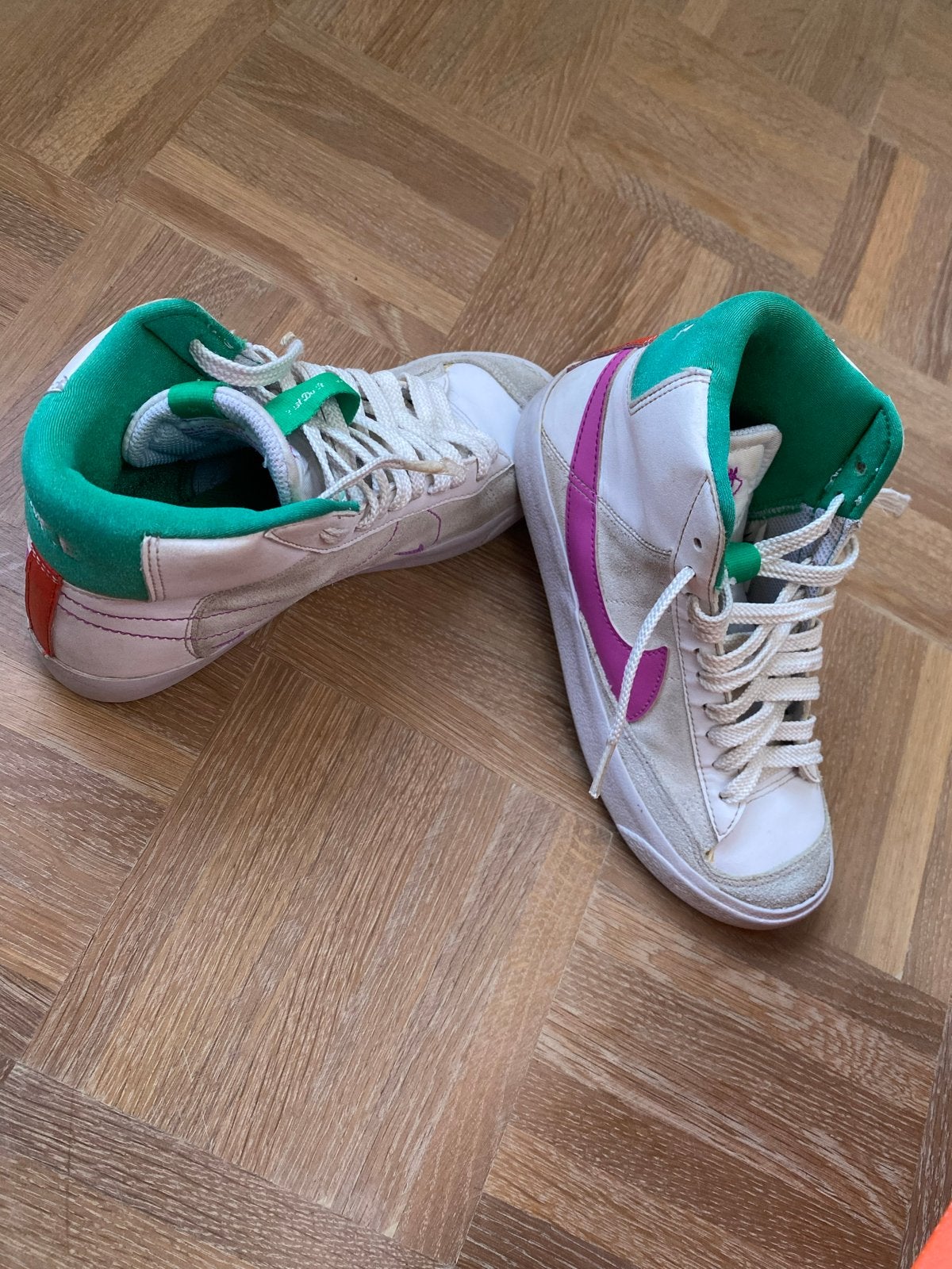 Nike Blazer Mid '77 Vintage sneakers - Maat 35.5, Kleding | Dames, Ophalen of Verzenden, Gedragen, Wit, Sneakers of Gympen